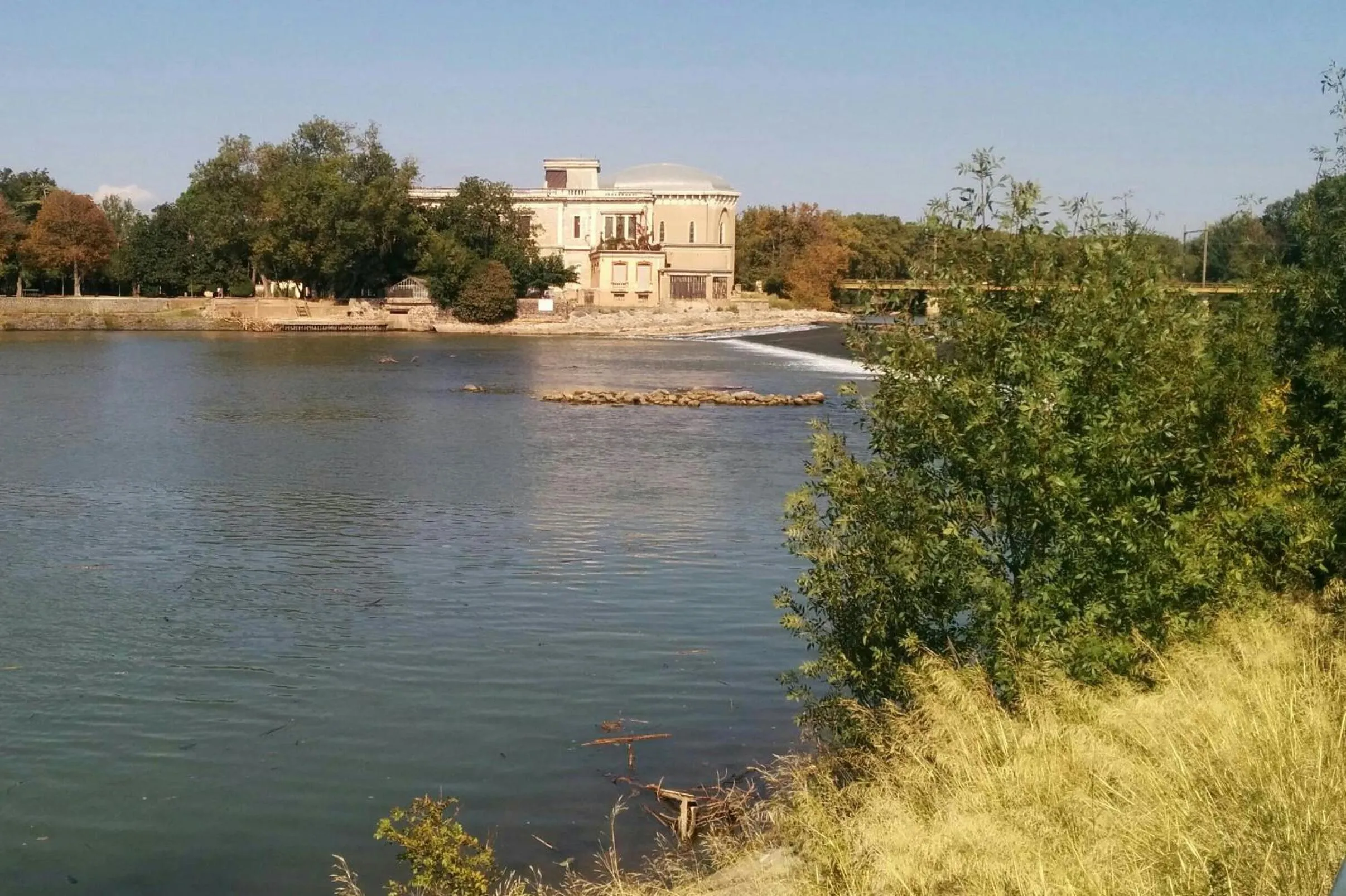 Nearby landmark in Hotel Araur