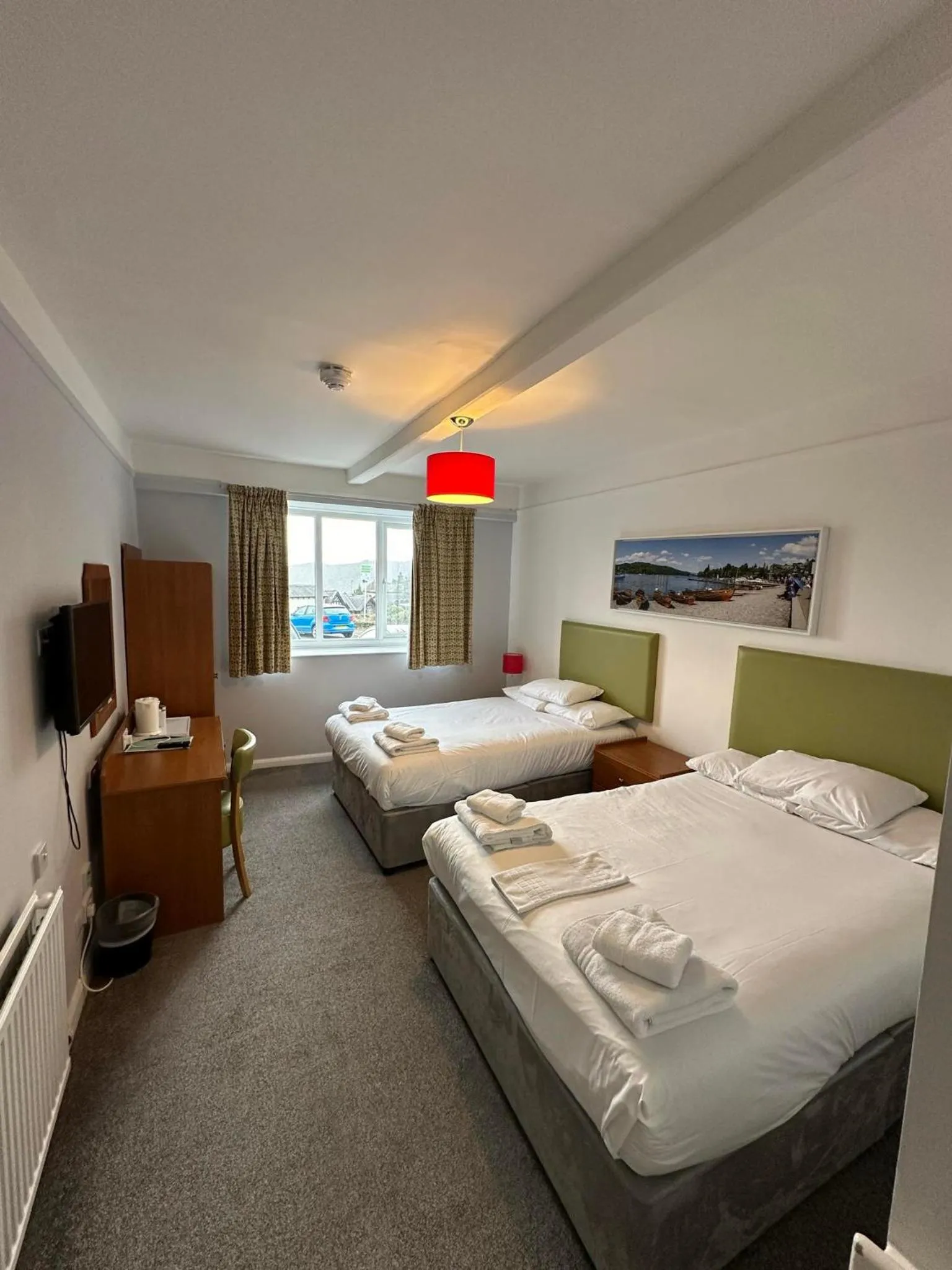 Bed in Windermere Hotel