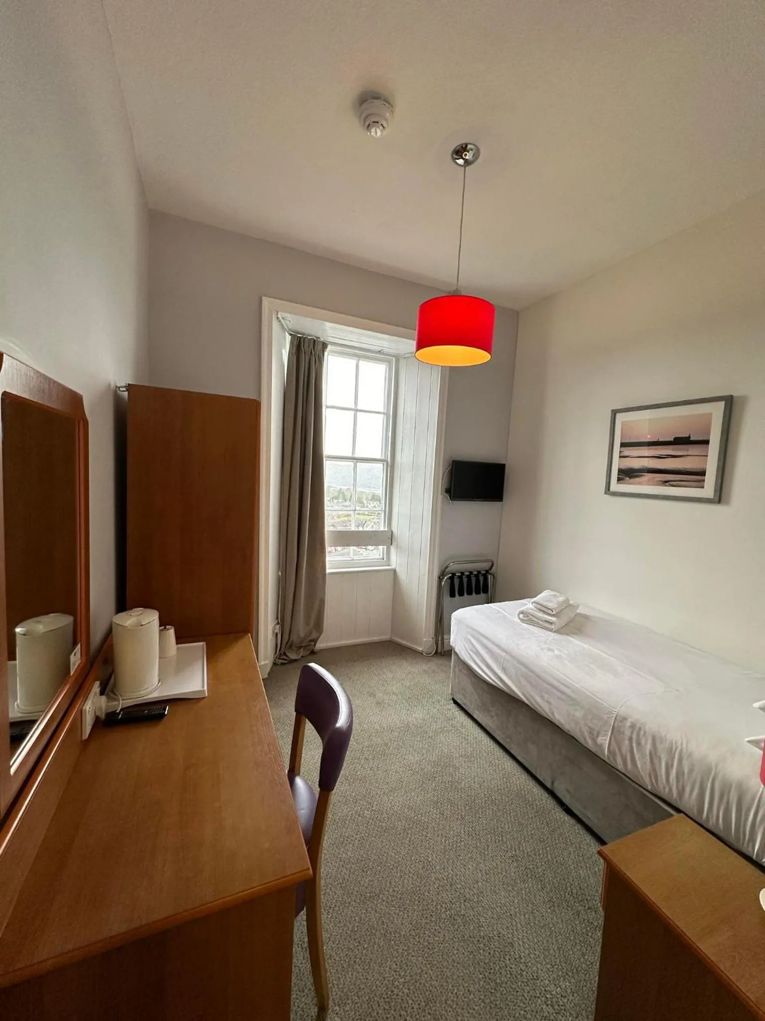 Bed in Windermere Hotel