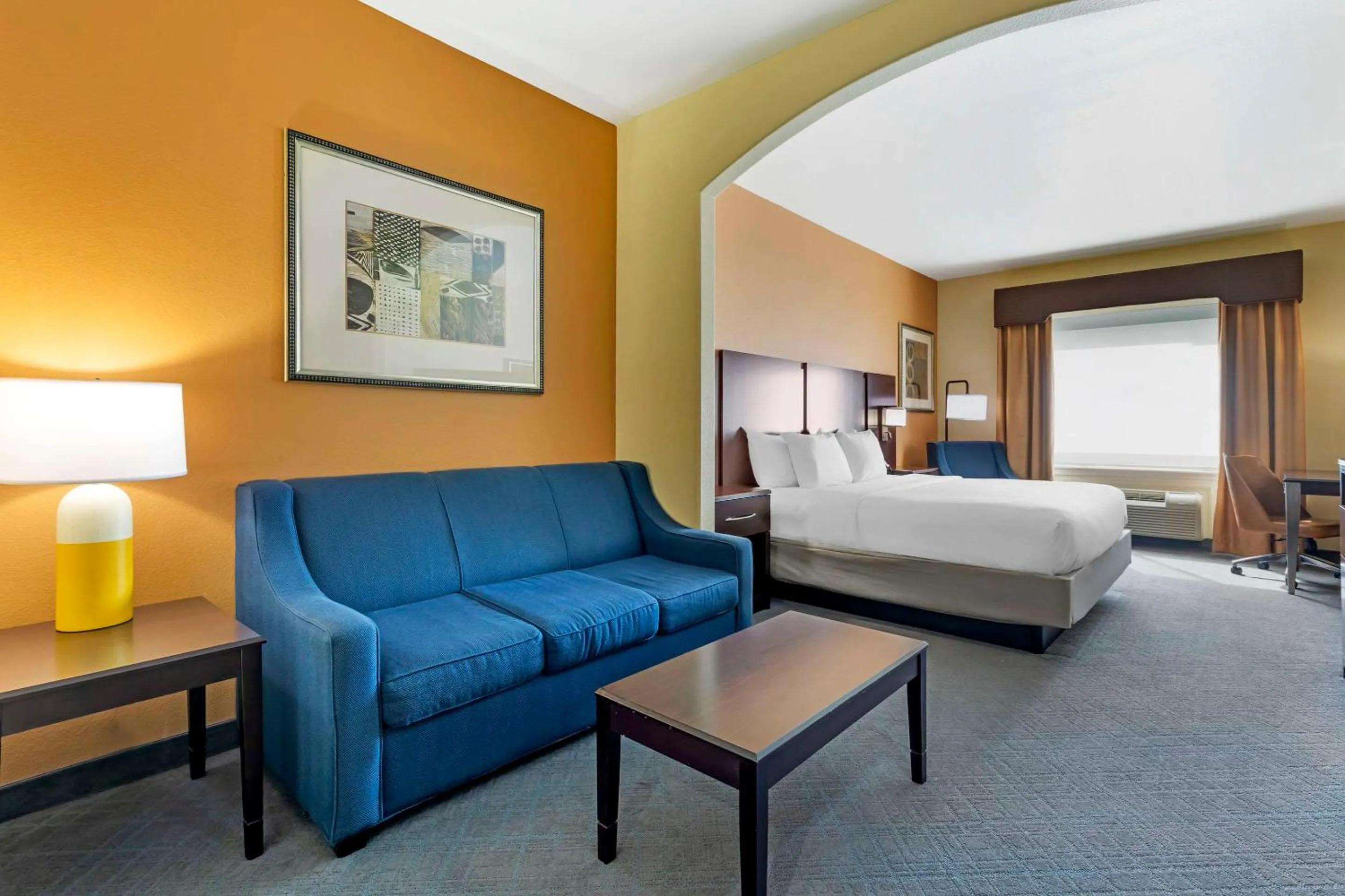 Bedroom, Bed in Comfort Inn & Suites Mexia