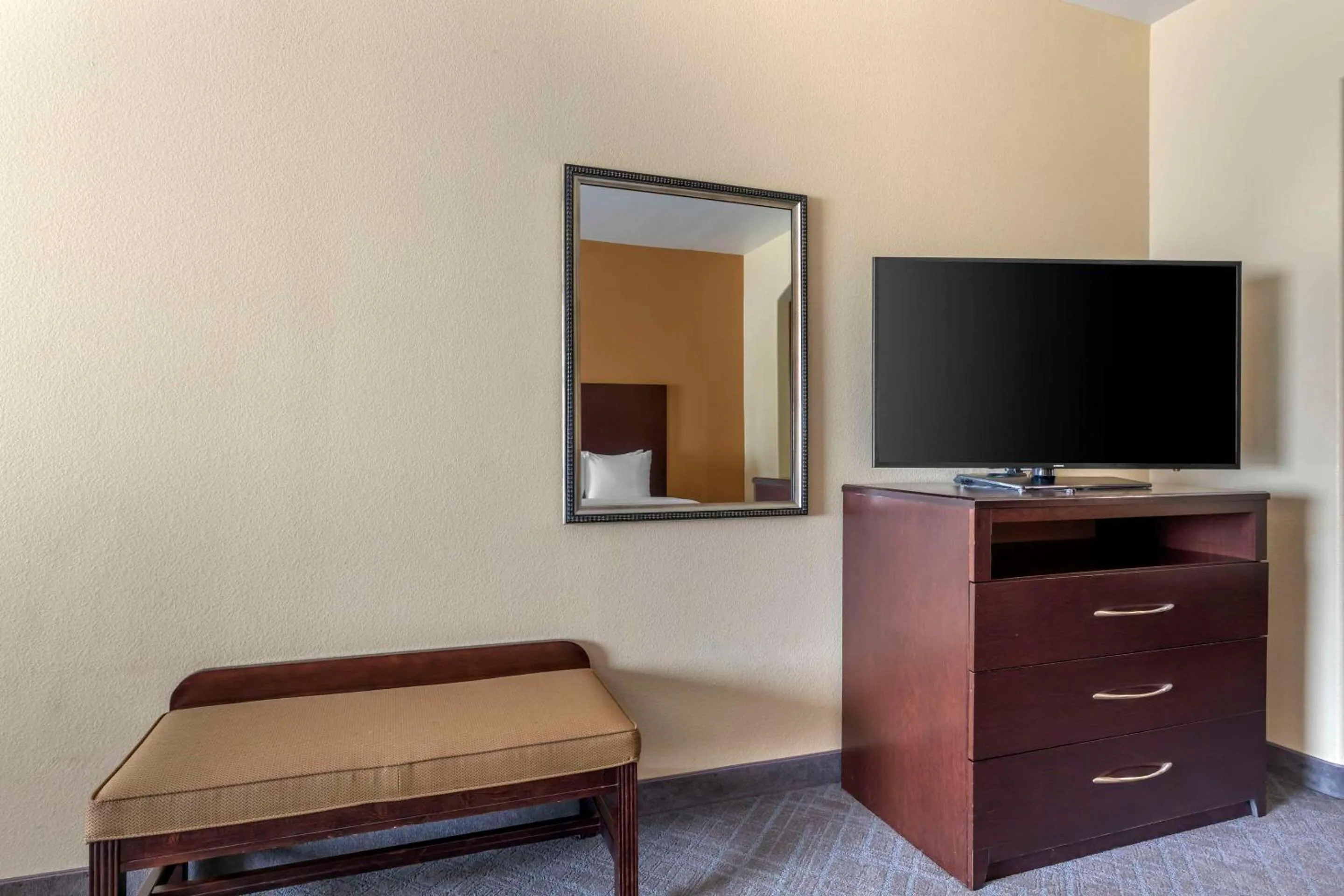 Bedroom in Comfort Inn & Suites Mexia