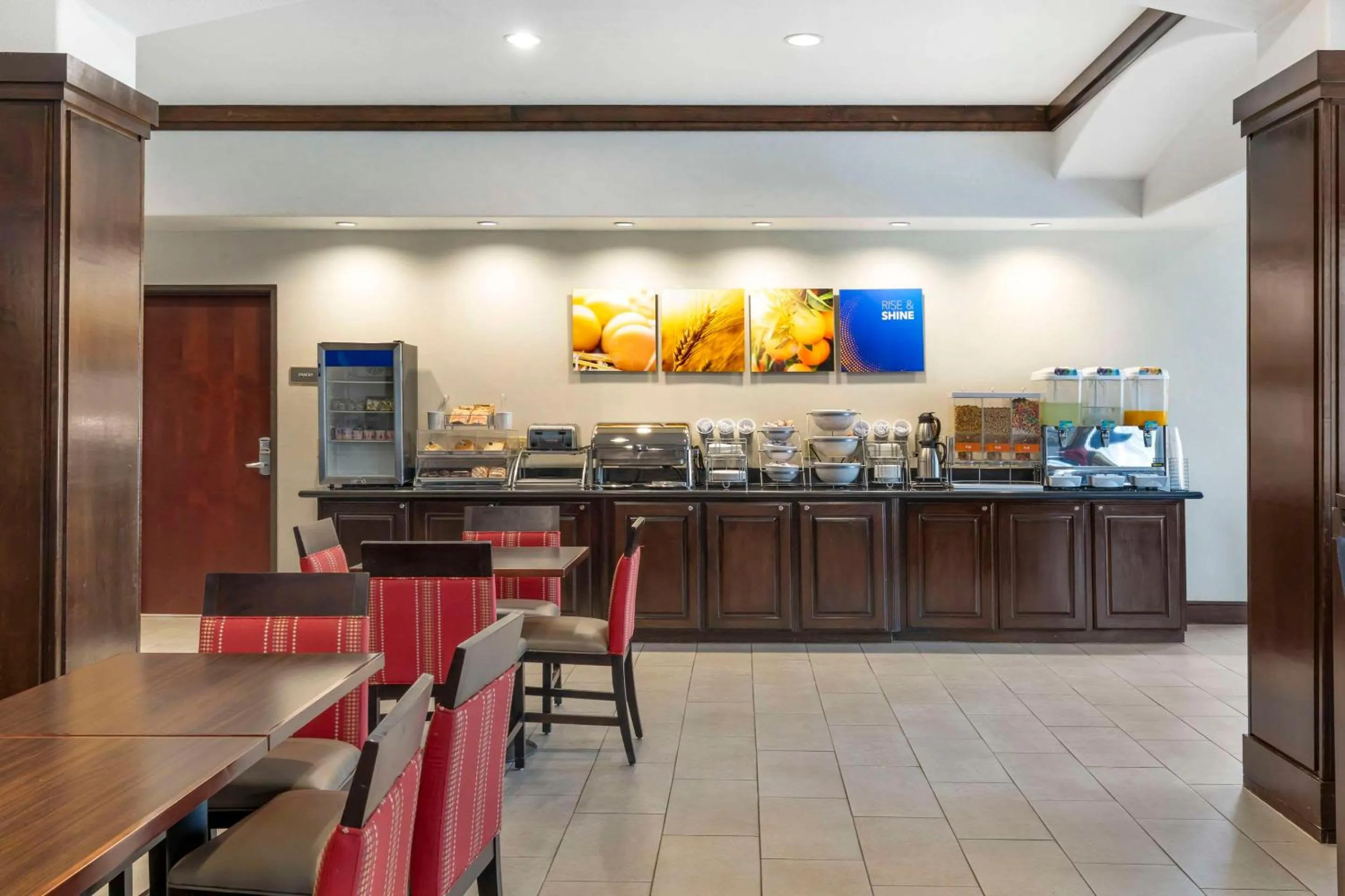 Breakfast in Comfort Inn & Suites Mexia