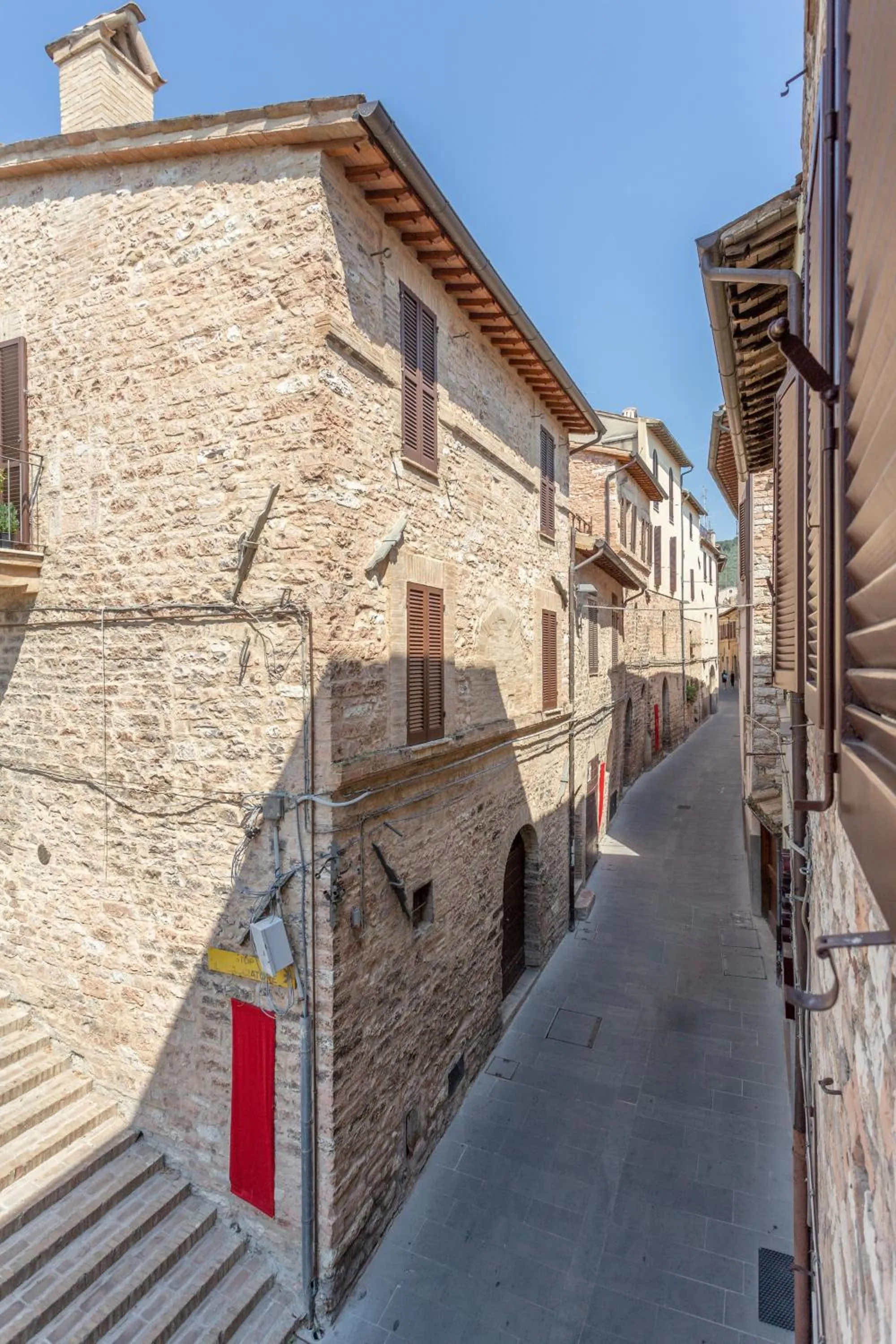Facade/entrance in Albergo Il Cacciatore