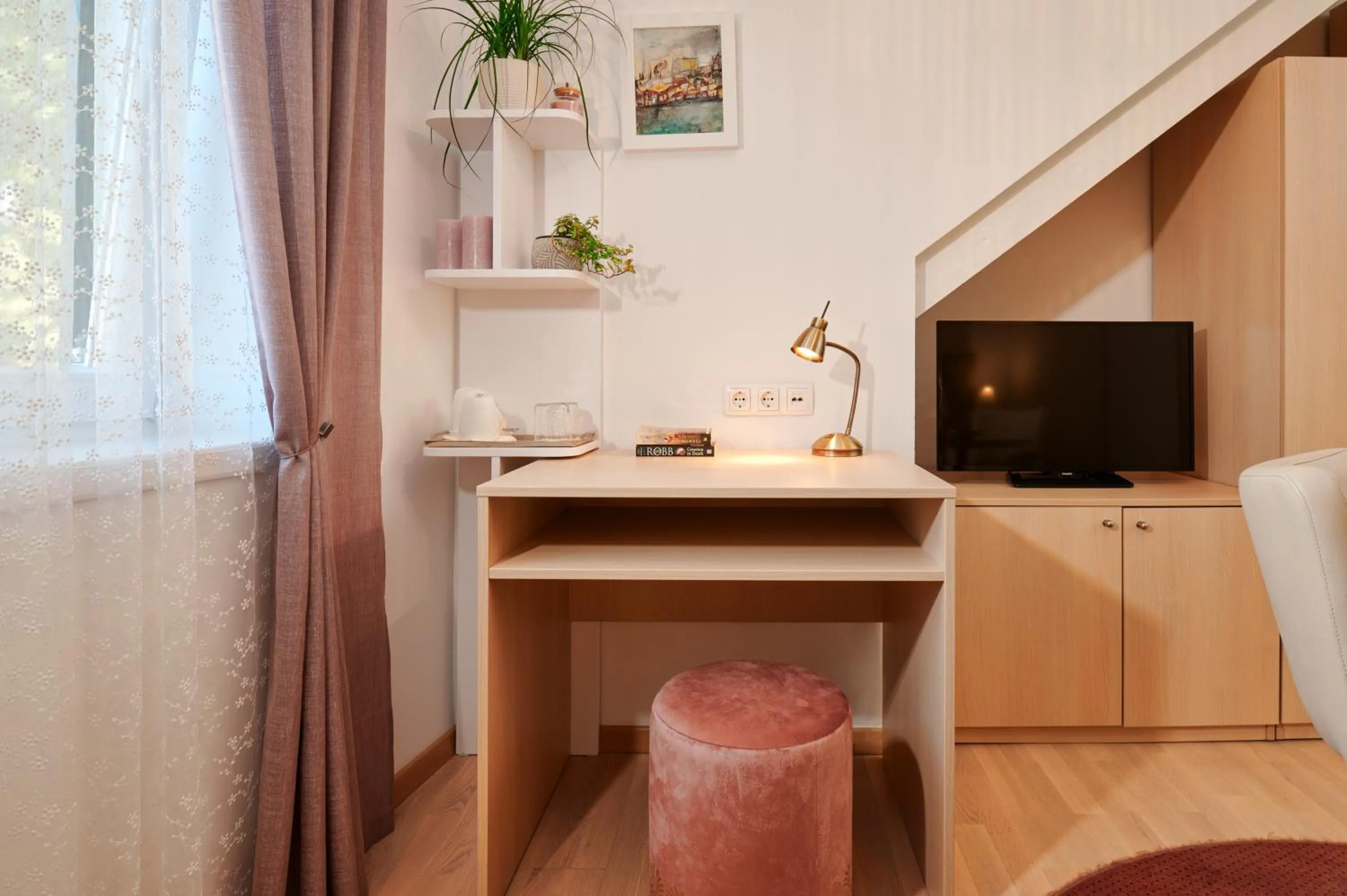 TV and multimedia in Lanterna Rooms