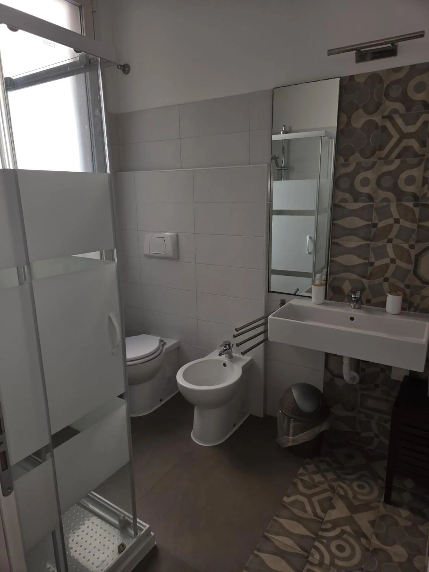 Shower in Il Faro Trapani b&b Rooms & apartments