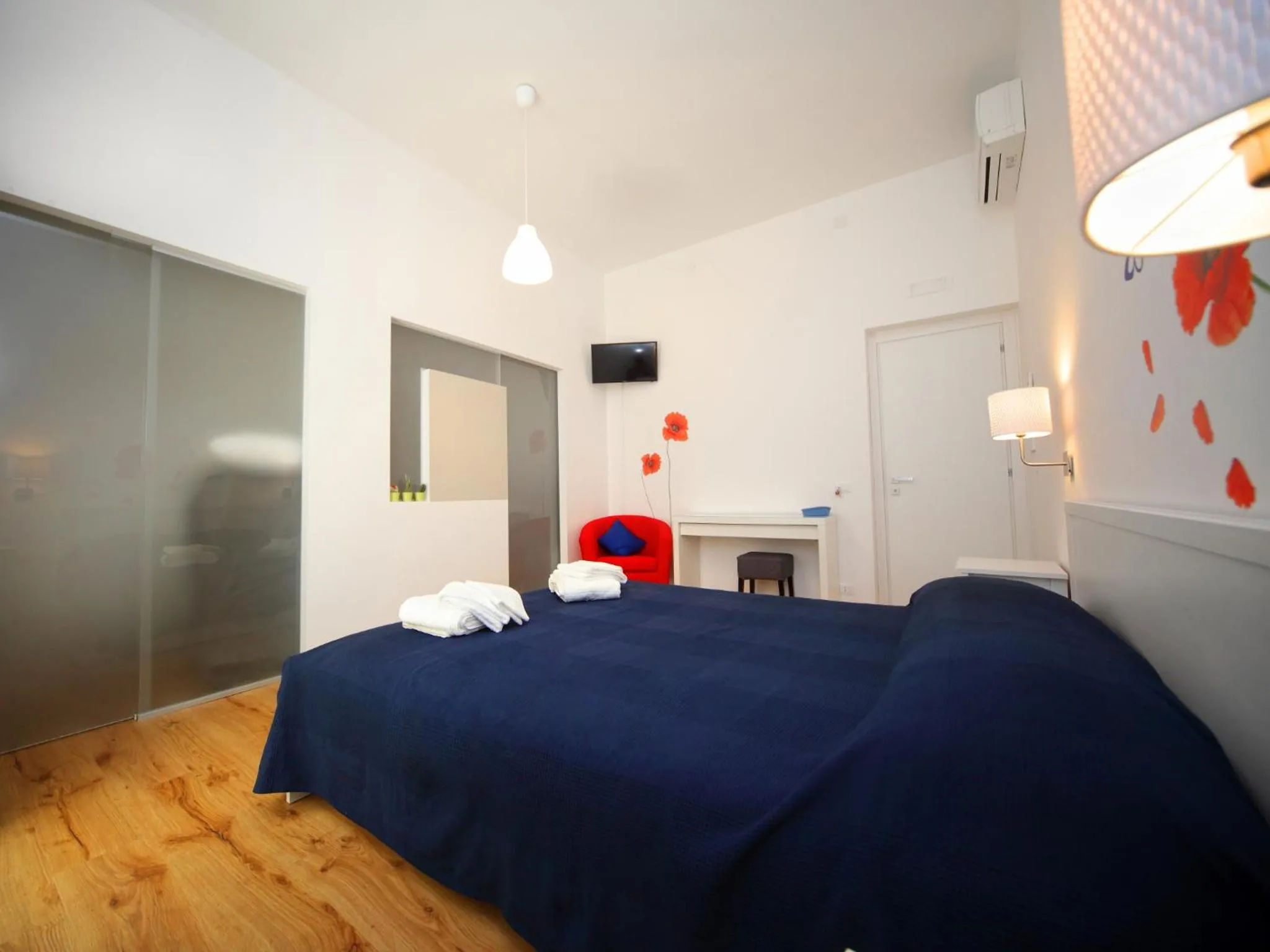 Photo of the whole room, Bed in Il Faro Trapani b&b Rooms & apartments