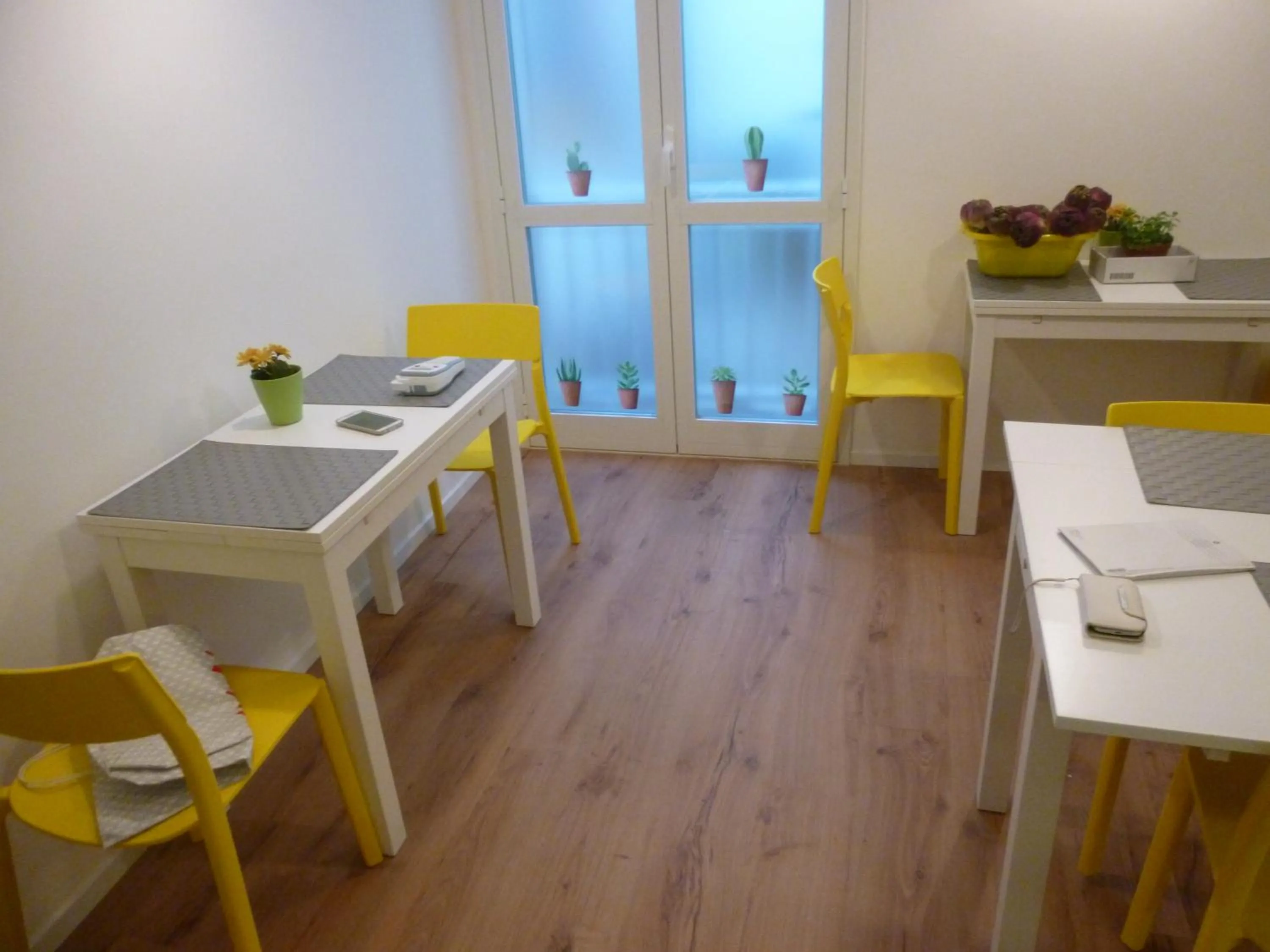 Communal lounge/ TV room in Il Faro Trapani b&b Rooms & apartments