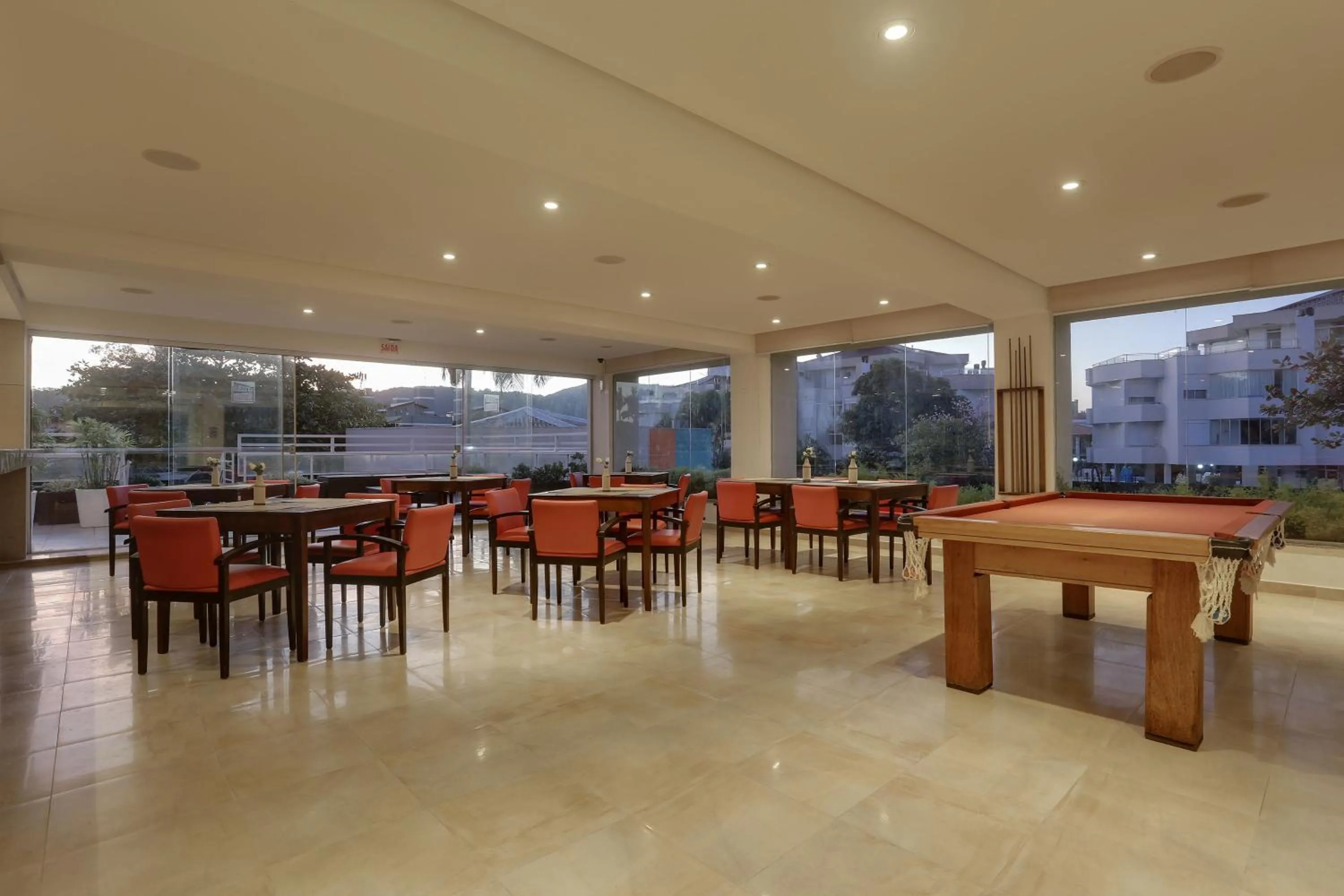 Billiard in Hotel Porto Sol Ingleses