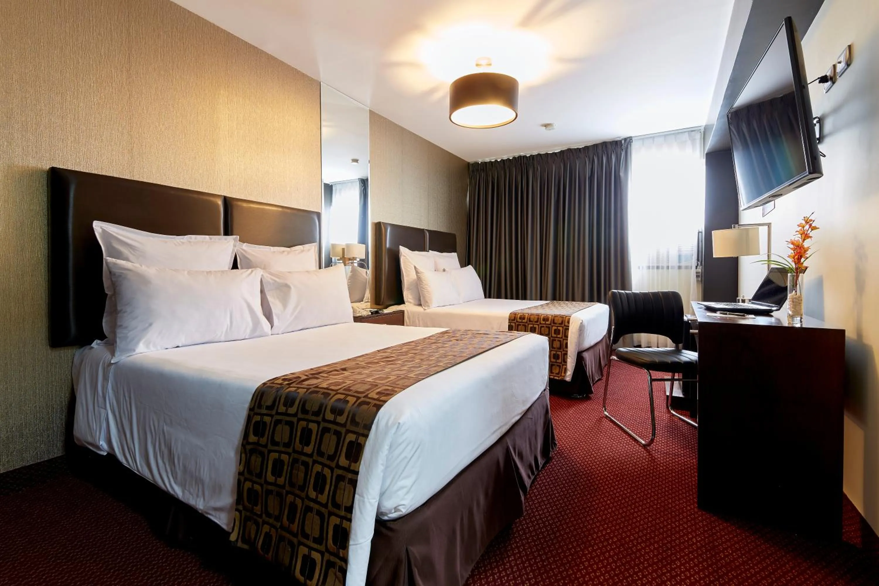 Bedroom, Bed in Hotel Carrera