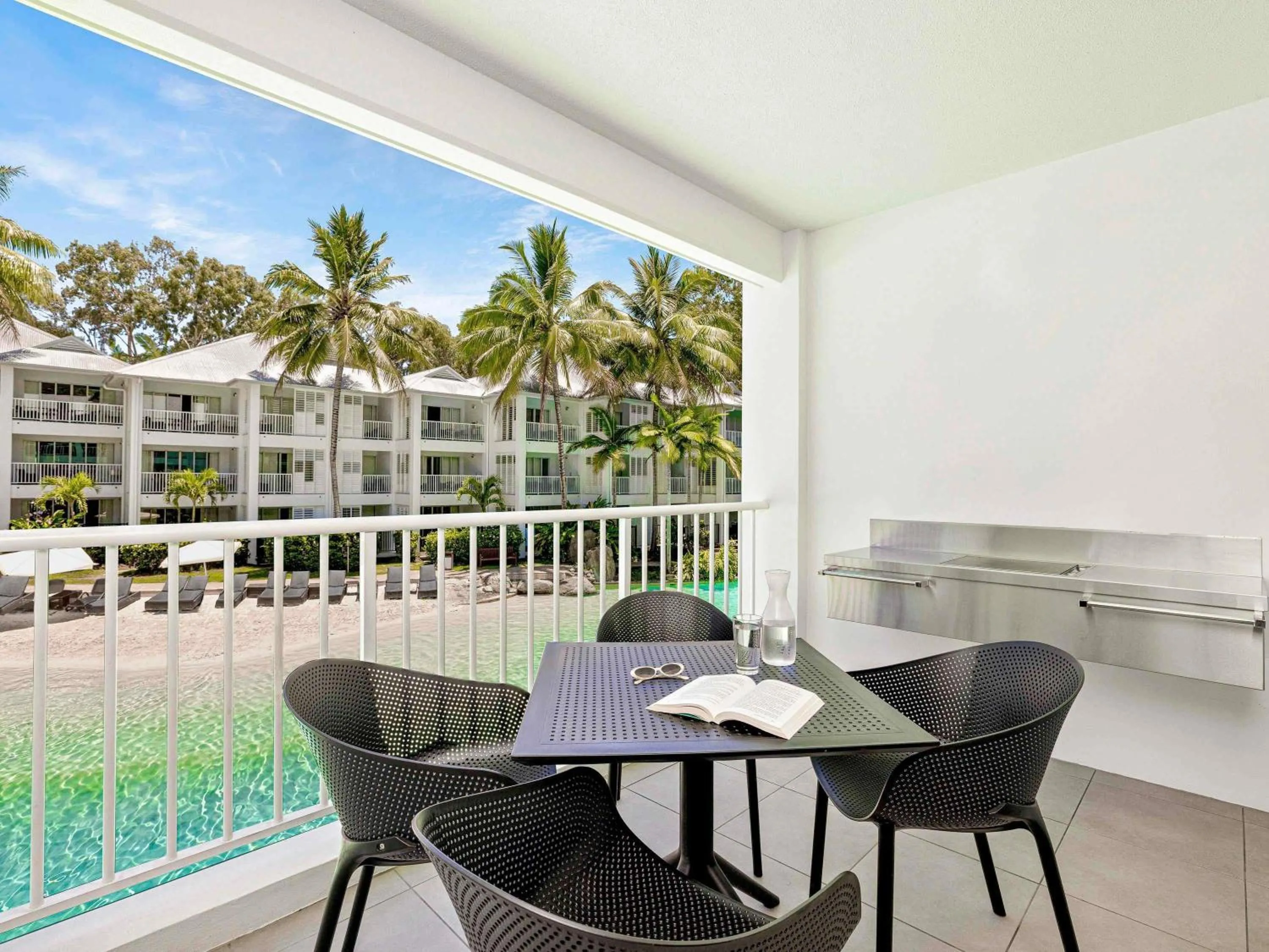 Property building in Peppers Beach Club