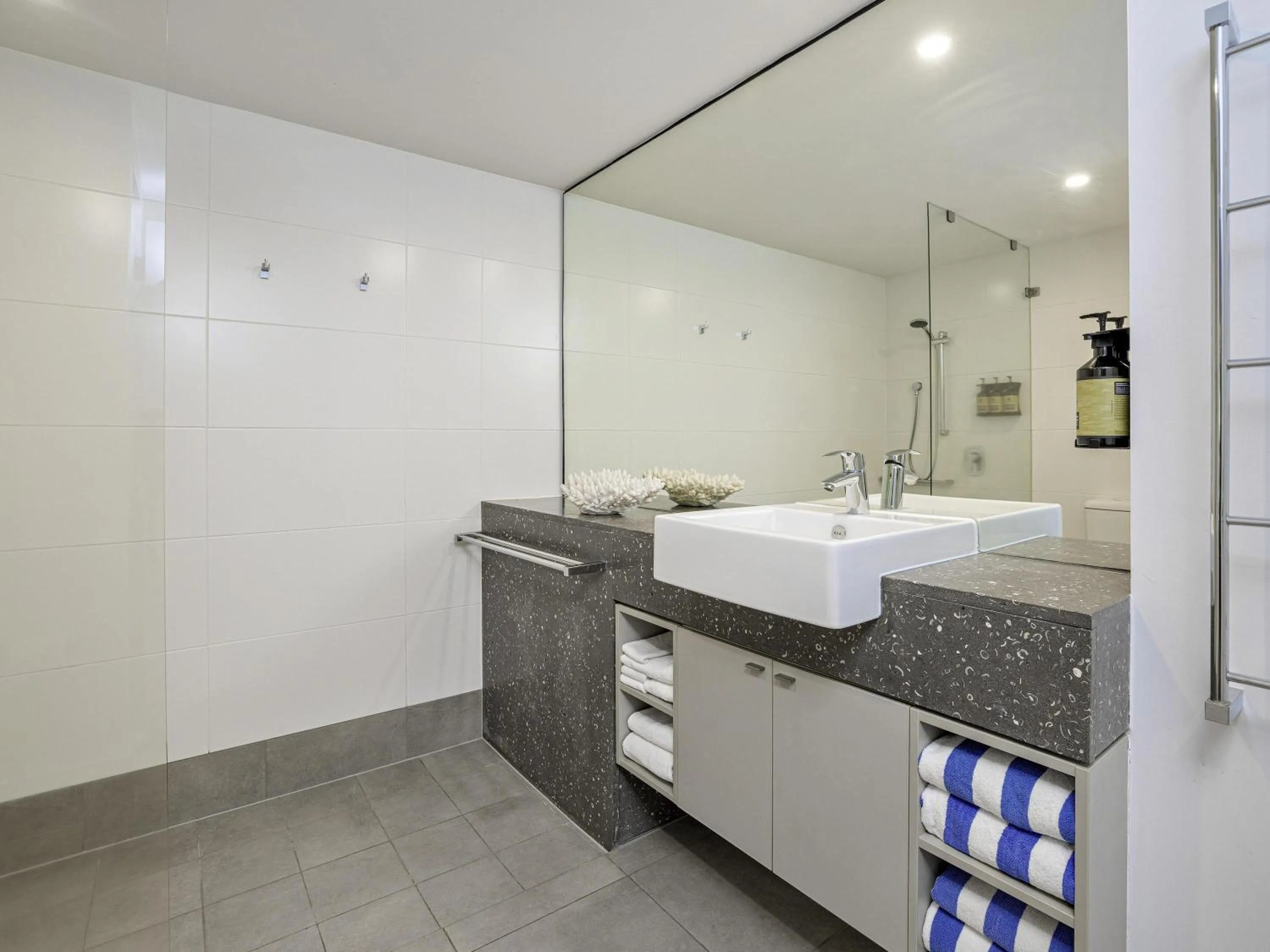 Bedroom in Peppers Beach Club