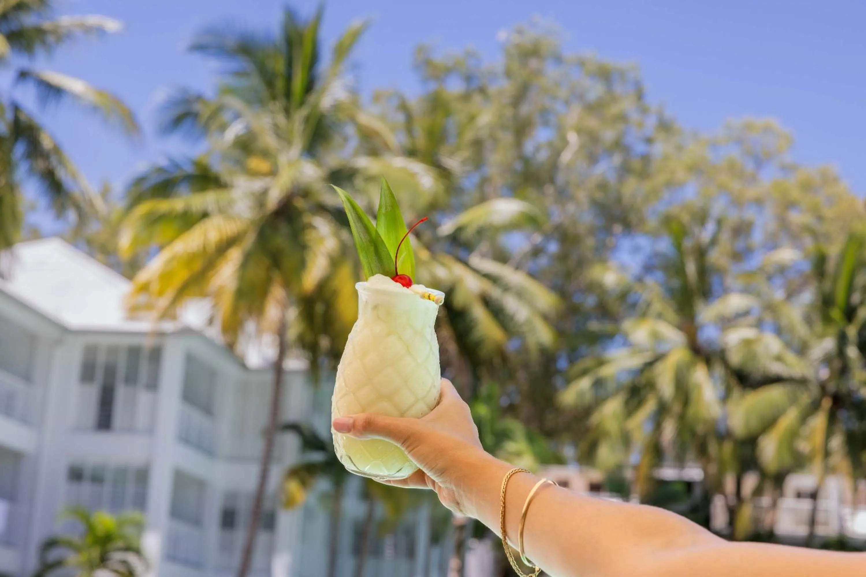 Drinks in Peppers Beach Club