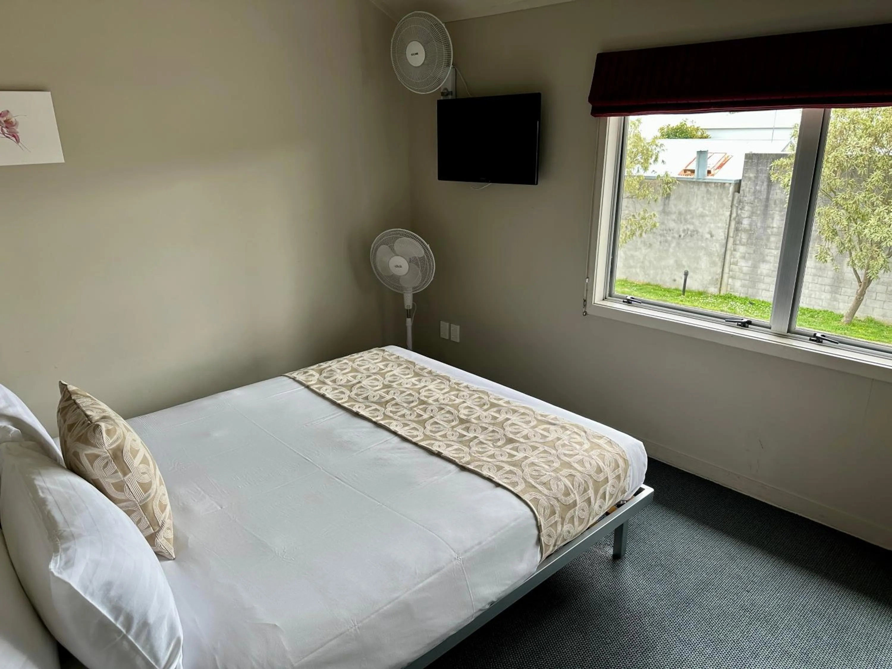 Bed in Arena Lodge