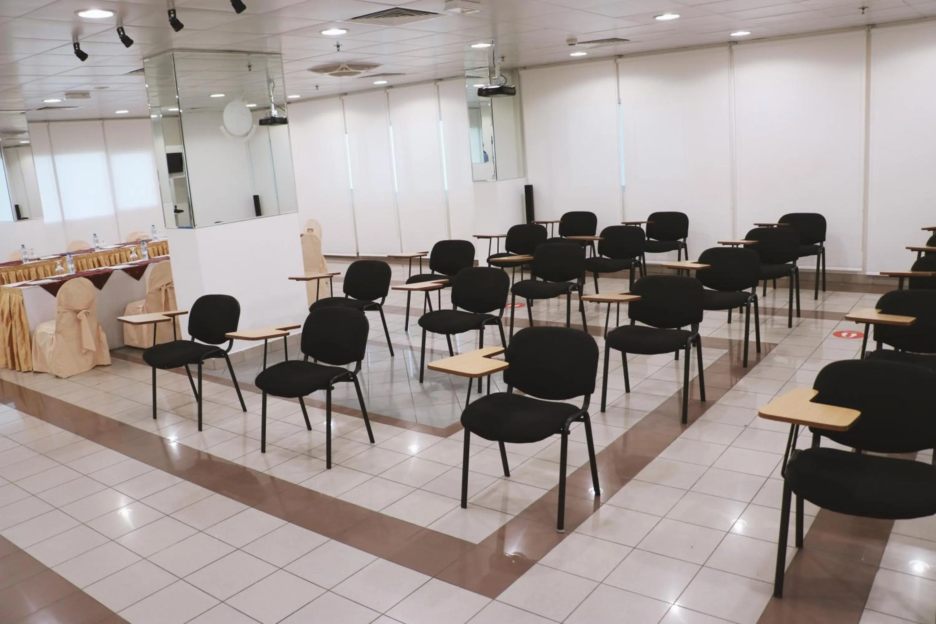 Business facilities in Spark Residence Hotel