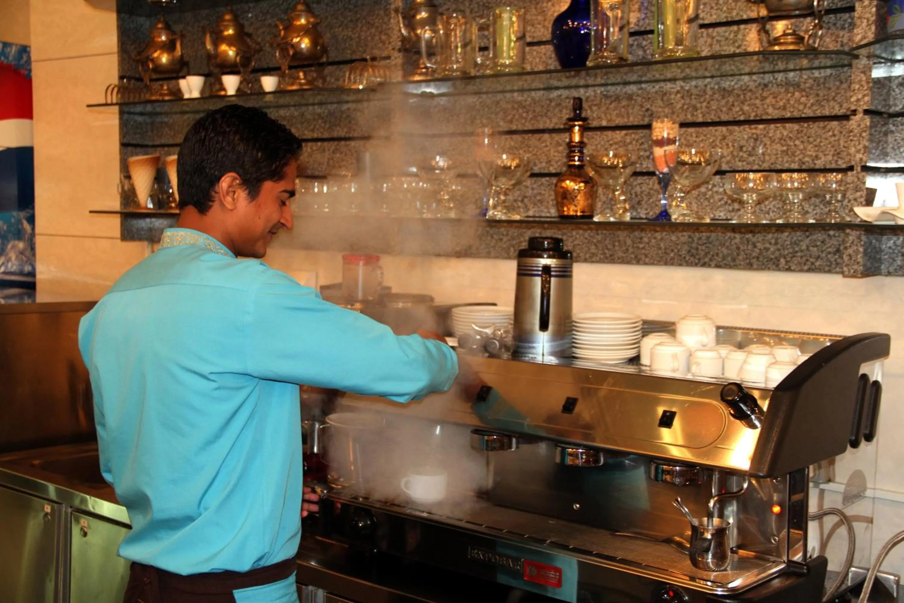 Restaurant/places to eat in Spark Residence Hotel