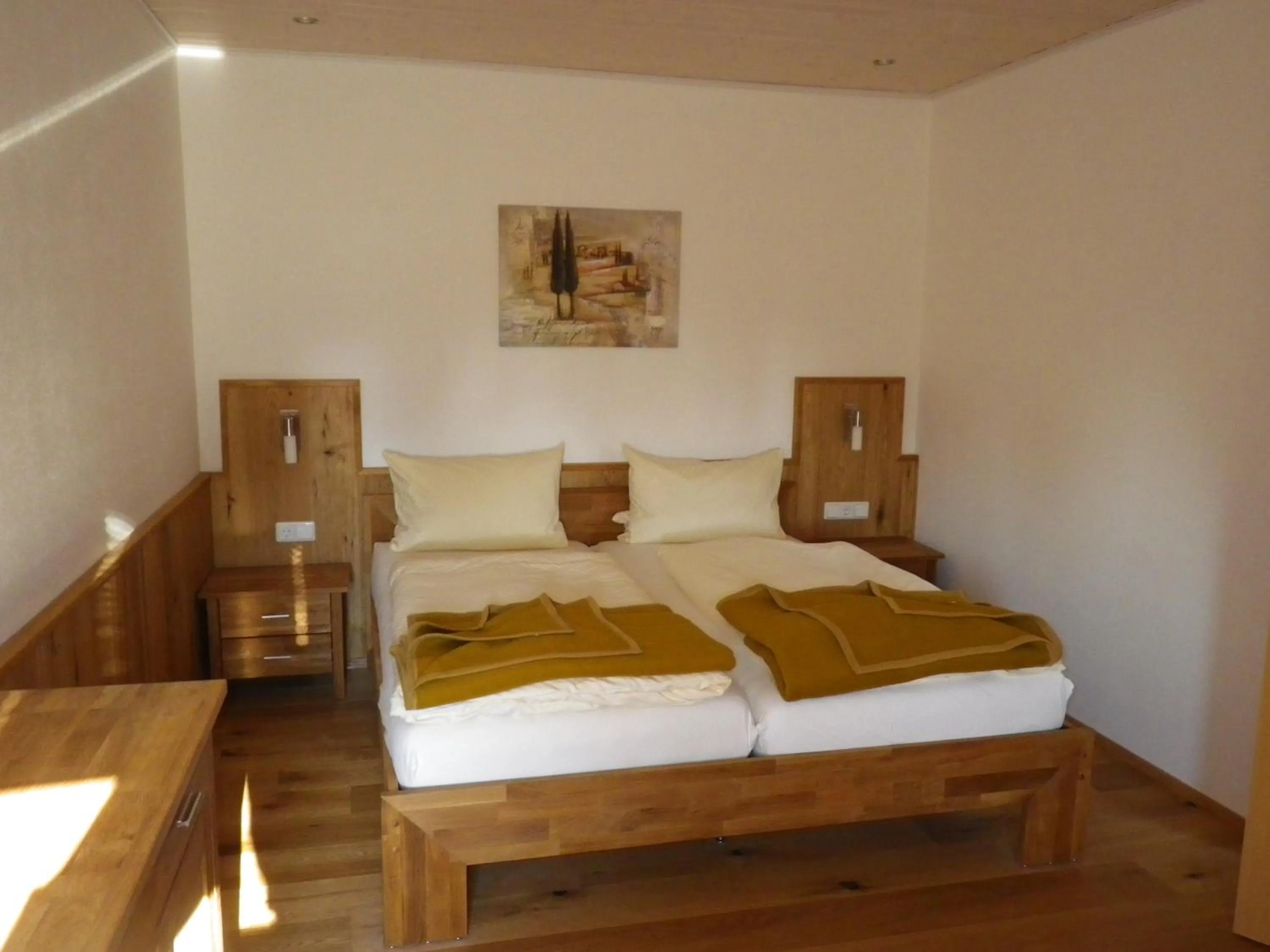 Photo of the whole room in Landhotel Garni Knittelsheimer Mühle