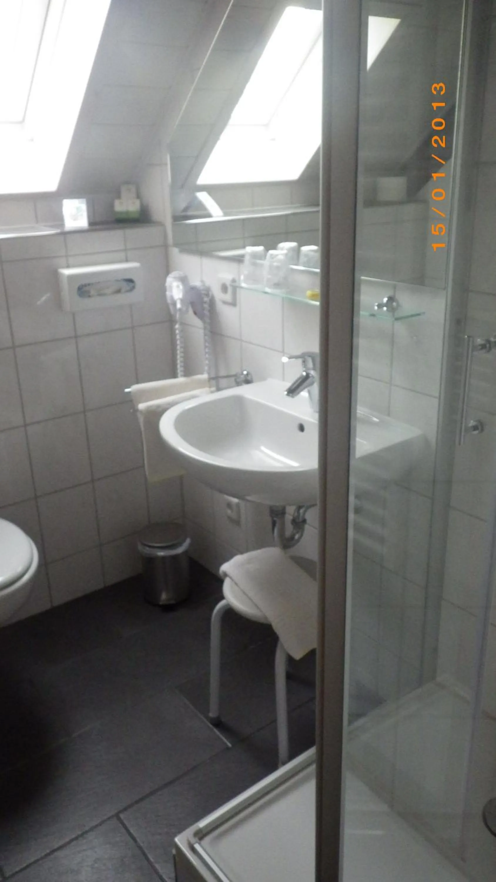 Bathroom in Landhotel Garni Knittelsheimer Mühle