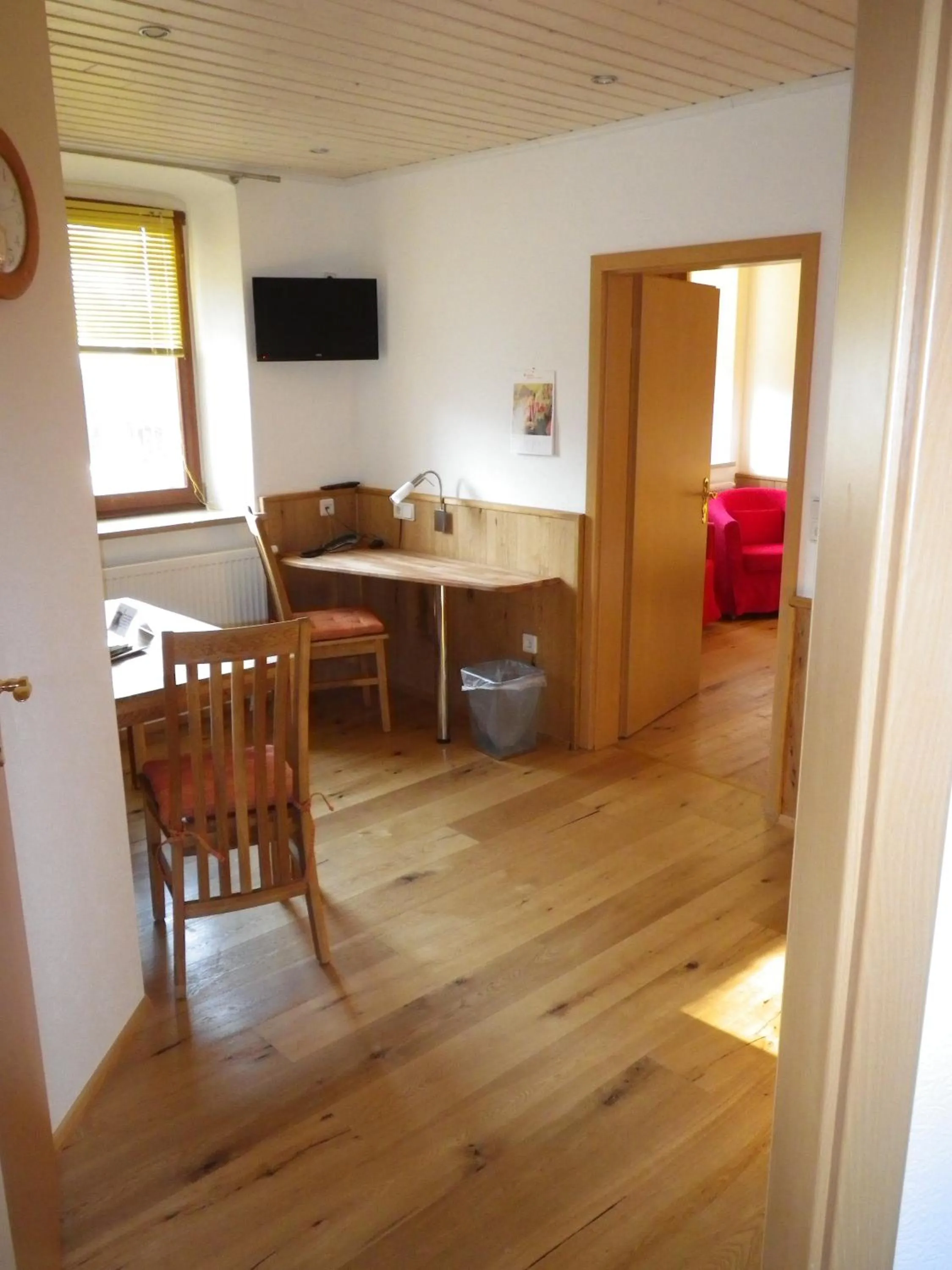 Photo of the whole room in Landhotel Garni Knittelsheimer Mühle