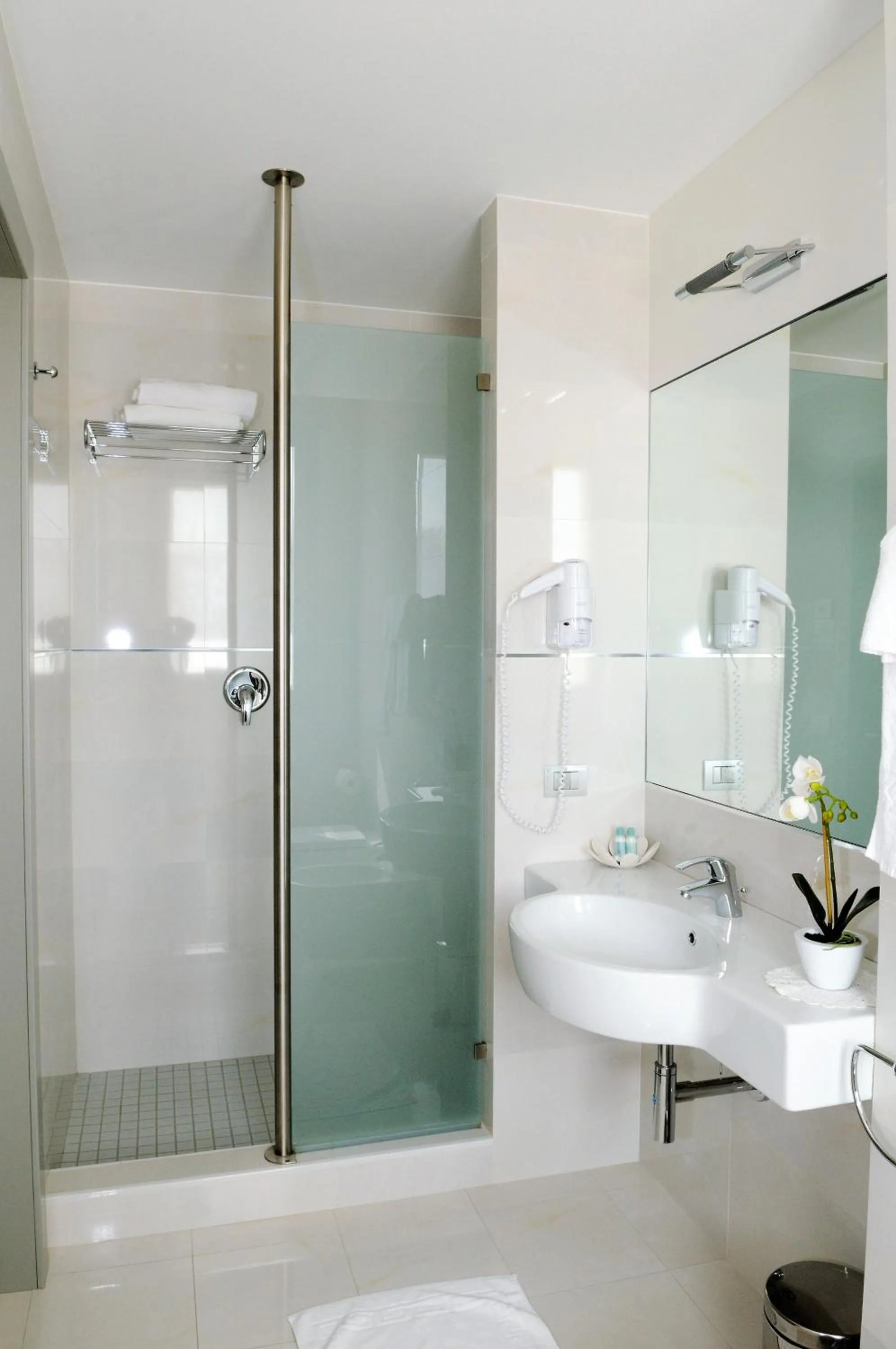 Bathroom in Hotel Ristorante Primavera