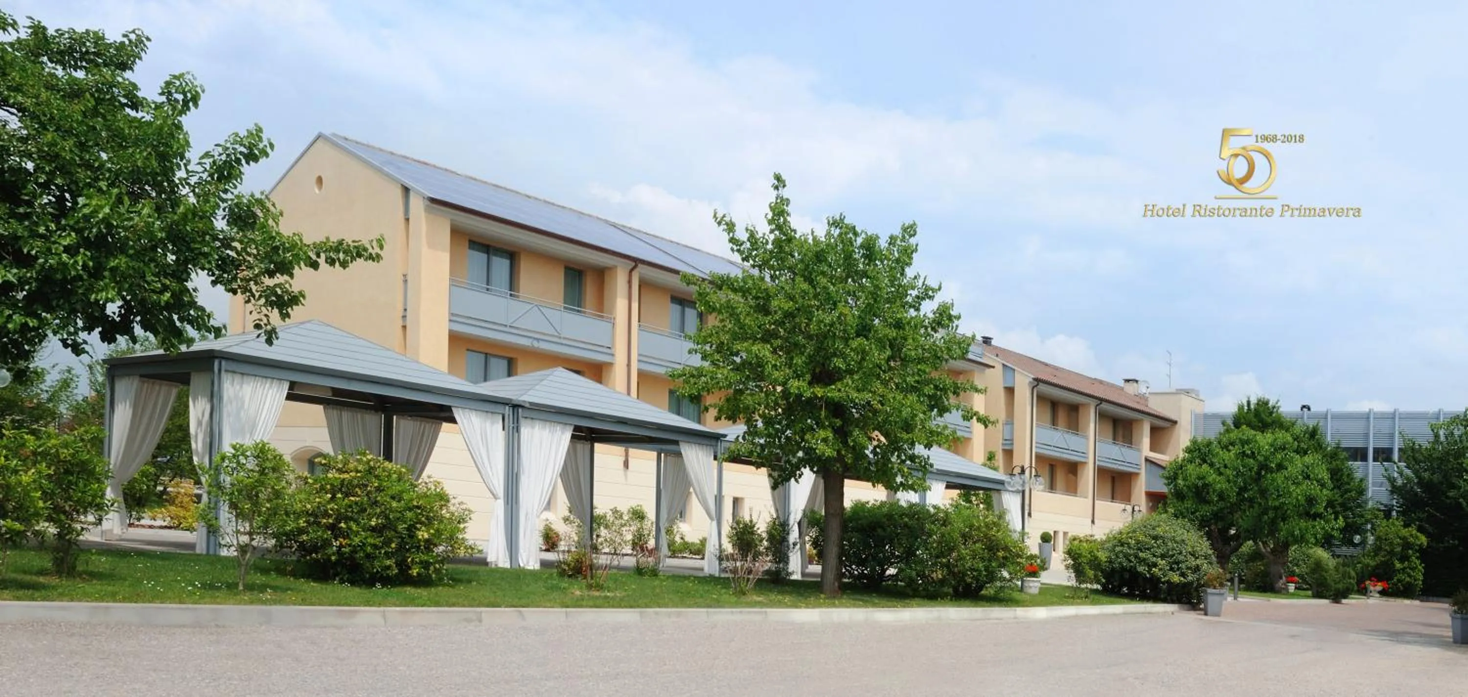 Facade/entrance in Hotel Ristorante Primavera