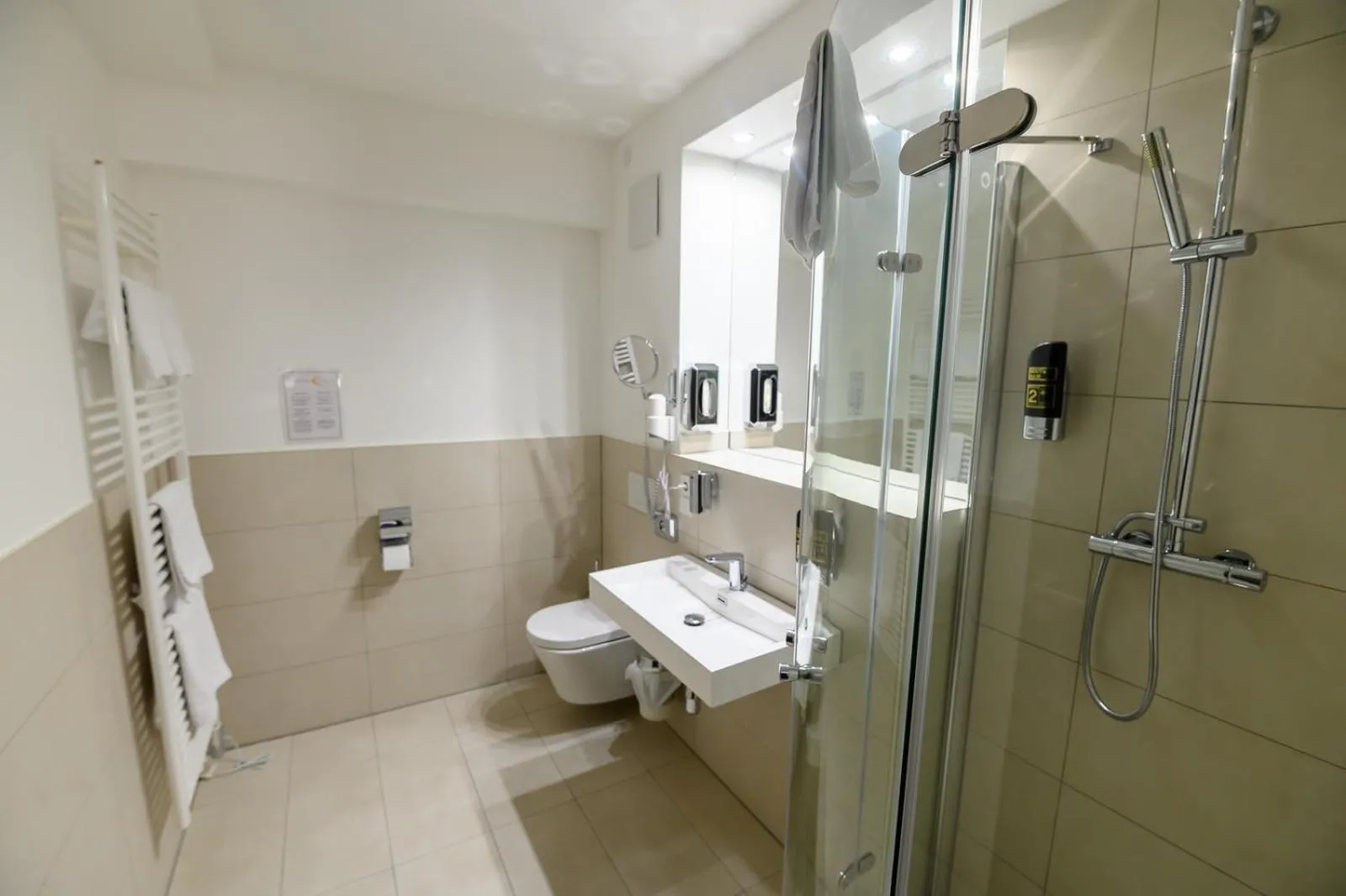 Bathroom in Hotel Luna