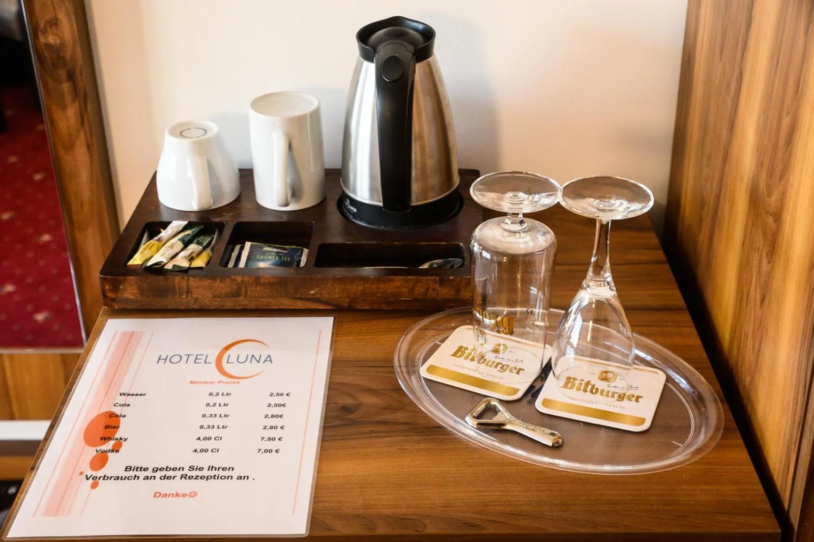 Coffee/tea facilities in Hotel Luna