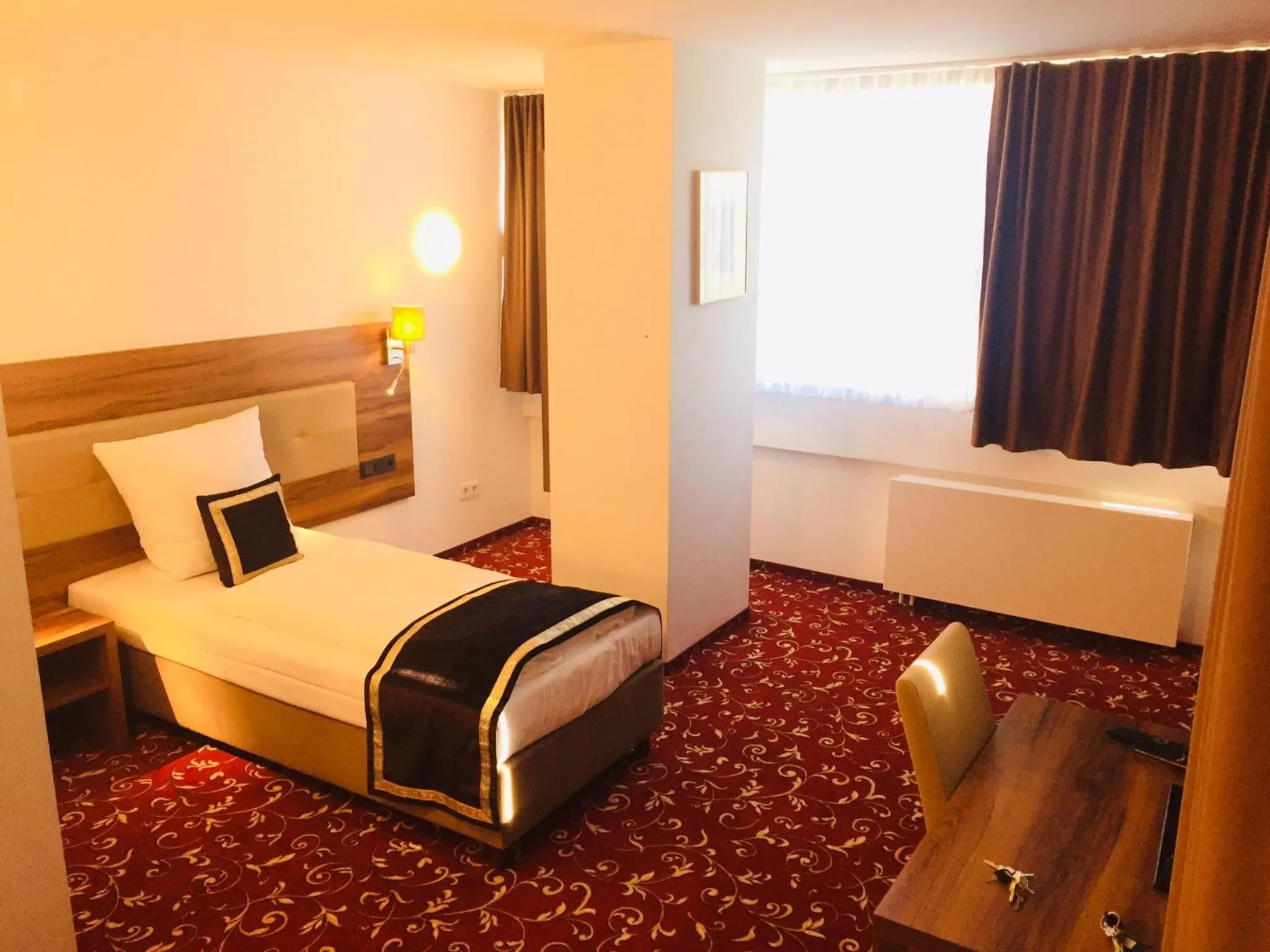 Photo of the whole room, Bed in Hotel Luna