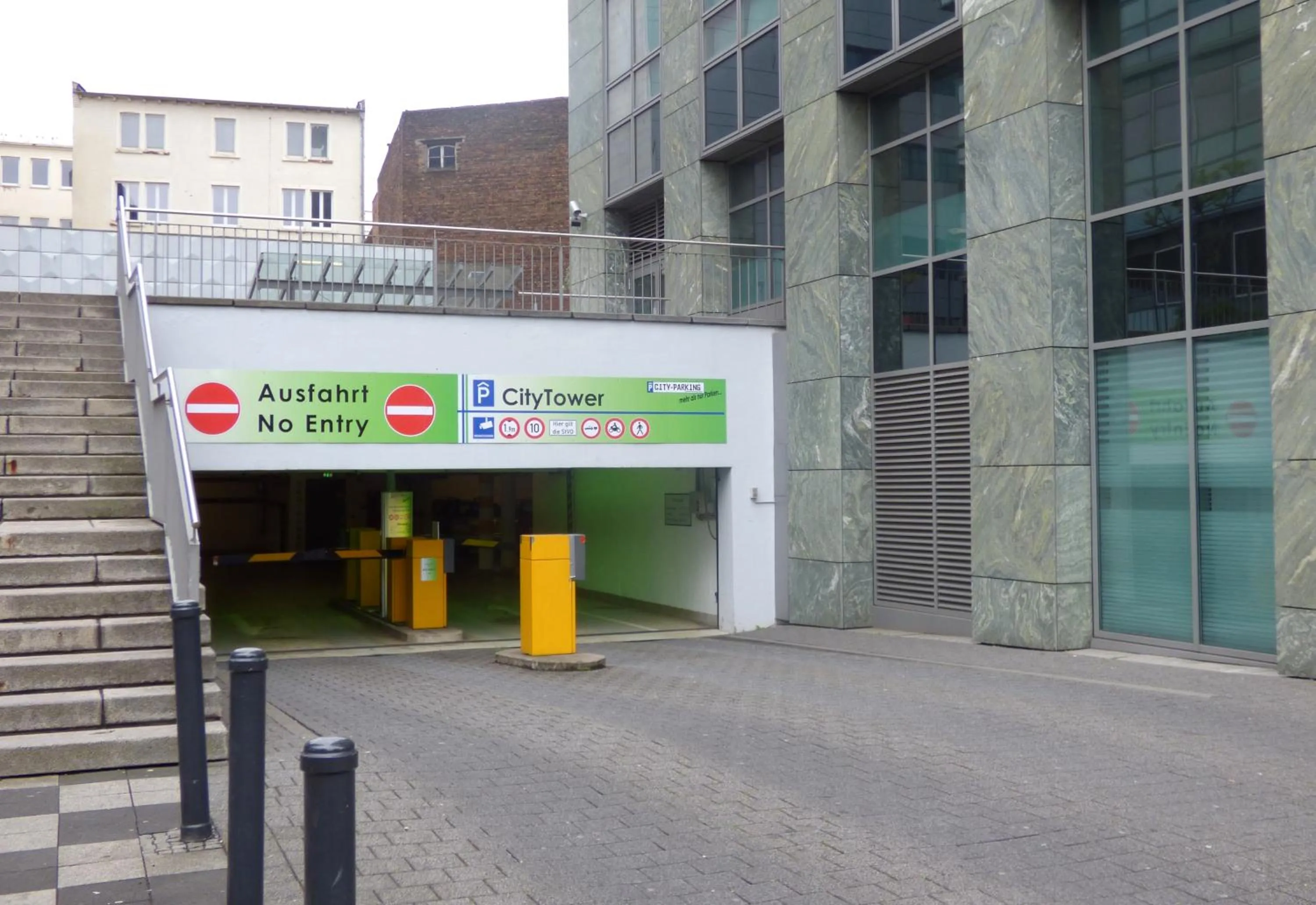 Area and facilities in Hotel Luna