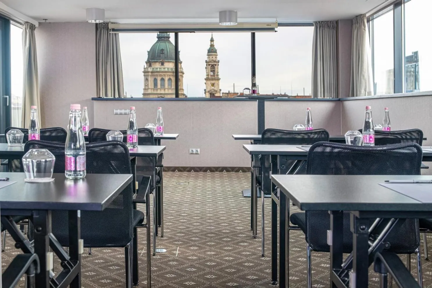 Banquet/Function facilities in Hotel President