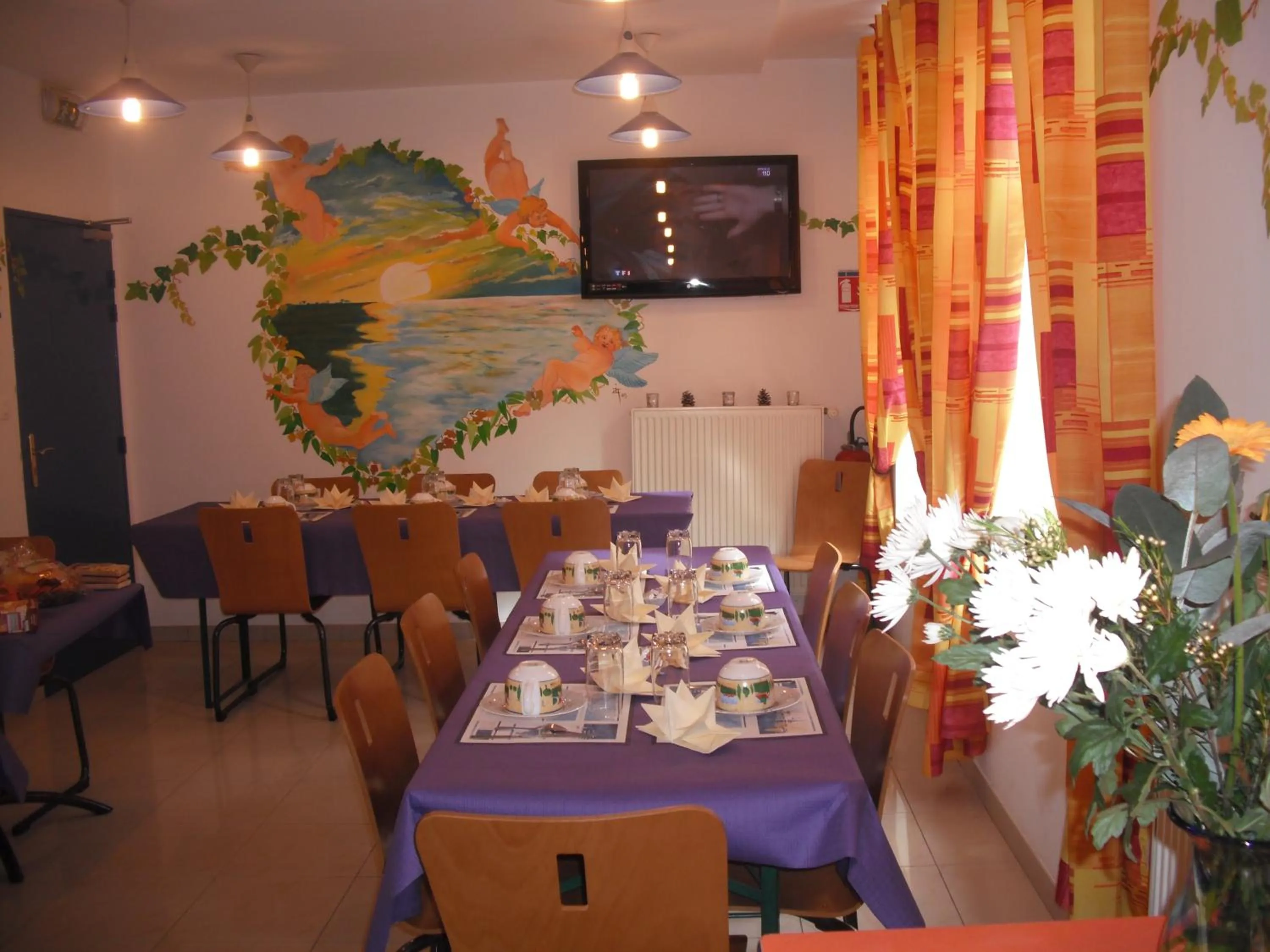 Hotel César Centre-ville Gare Charleville-Mézières