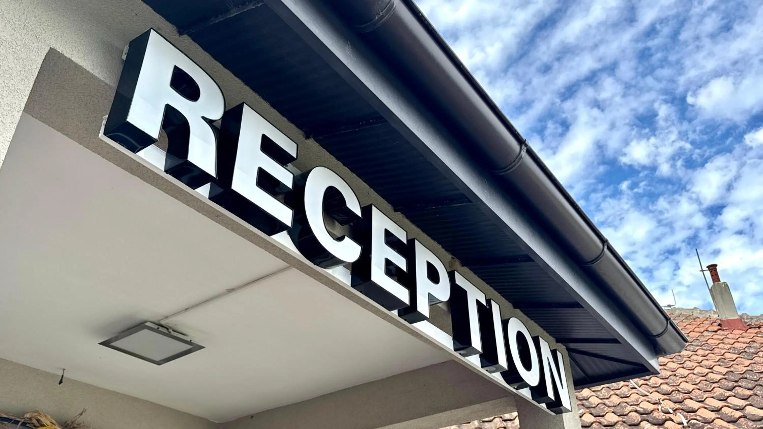 Logo/Certificate/Sign in Motel Krnjevo