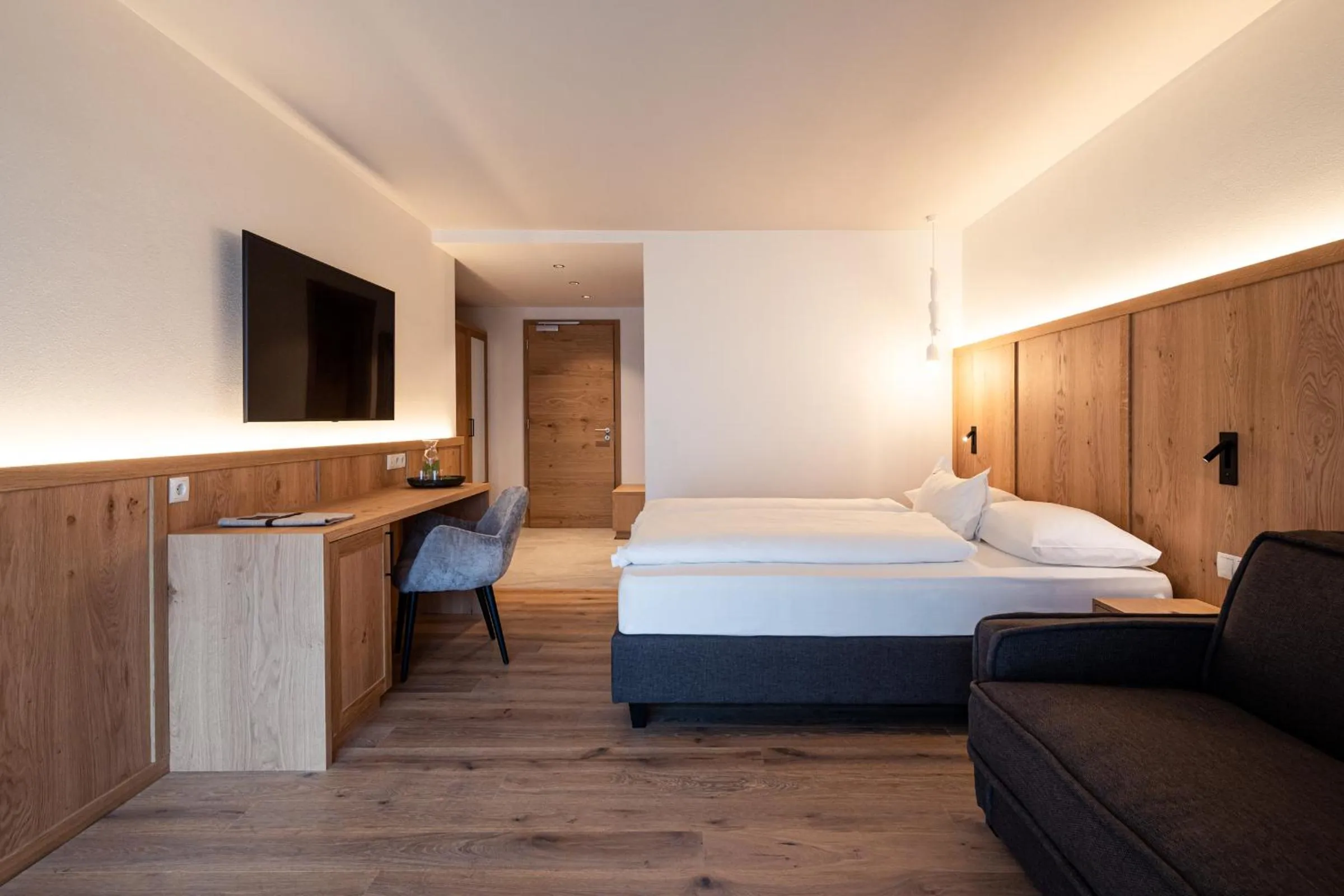 Photo of the whole room, Bed in B&B Boutiquehotel Clara