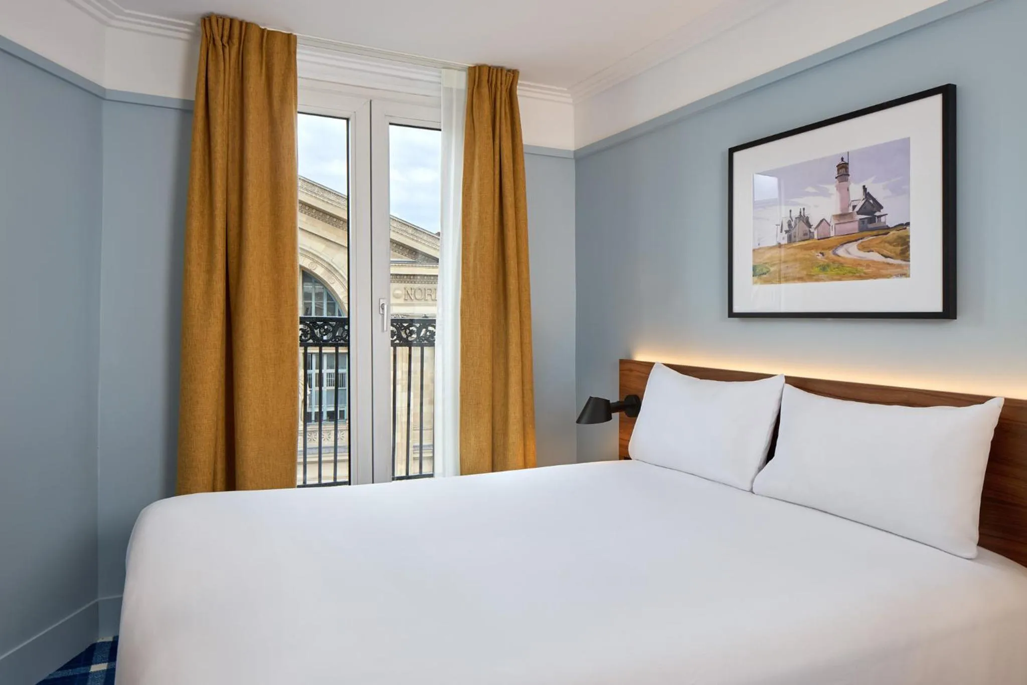 Bedroom, Bed in Timhotel Paris du Gare du Nord