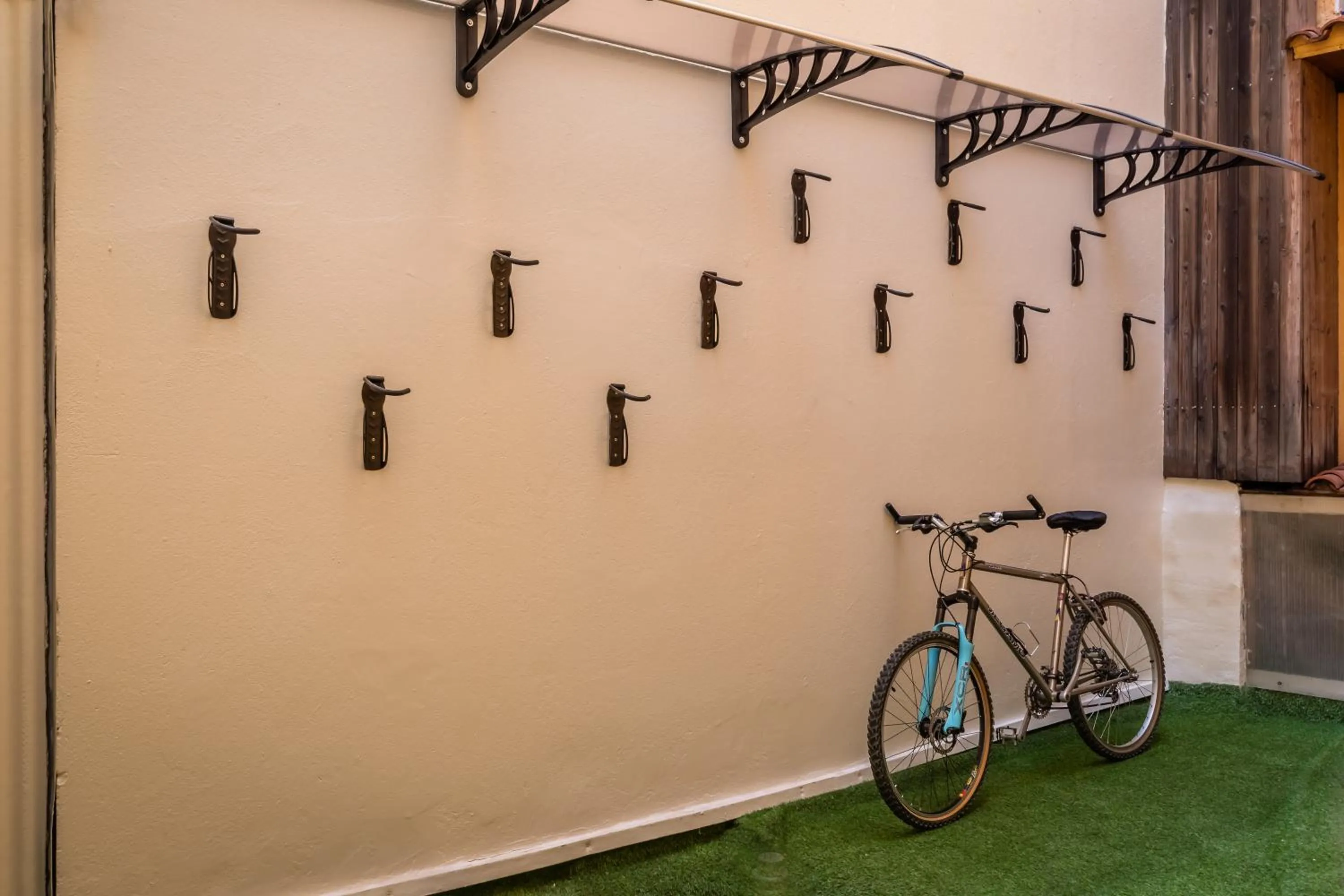 Cycling in BYPILLOW Erba