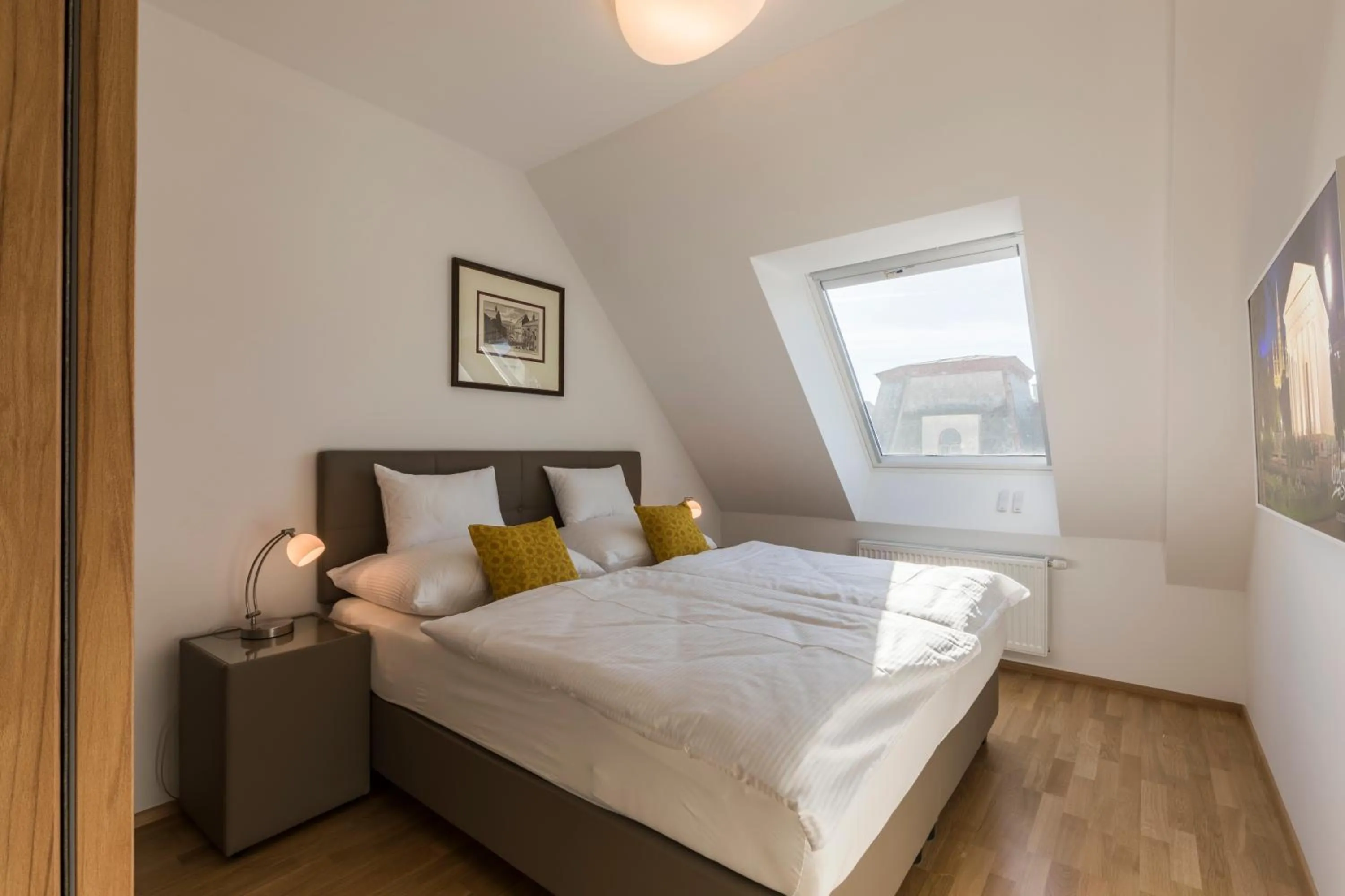 Bedroom, Bed in Vienna Grand Apartments City