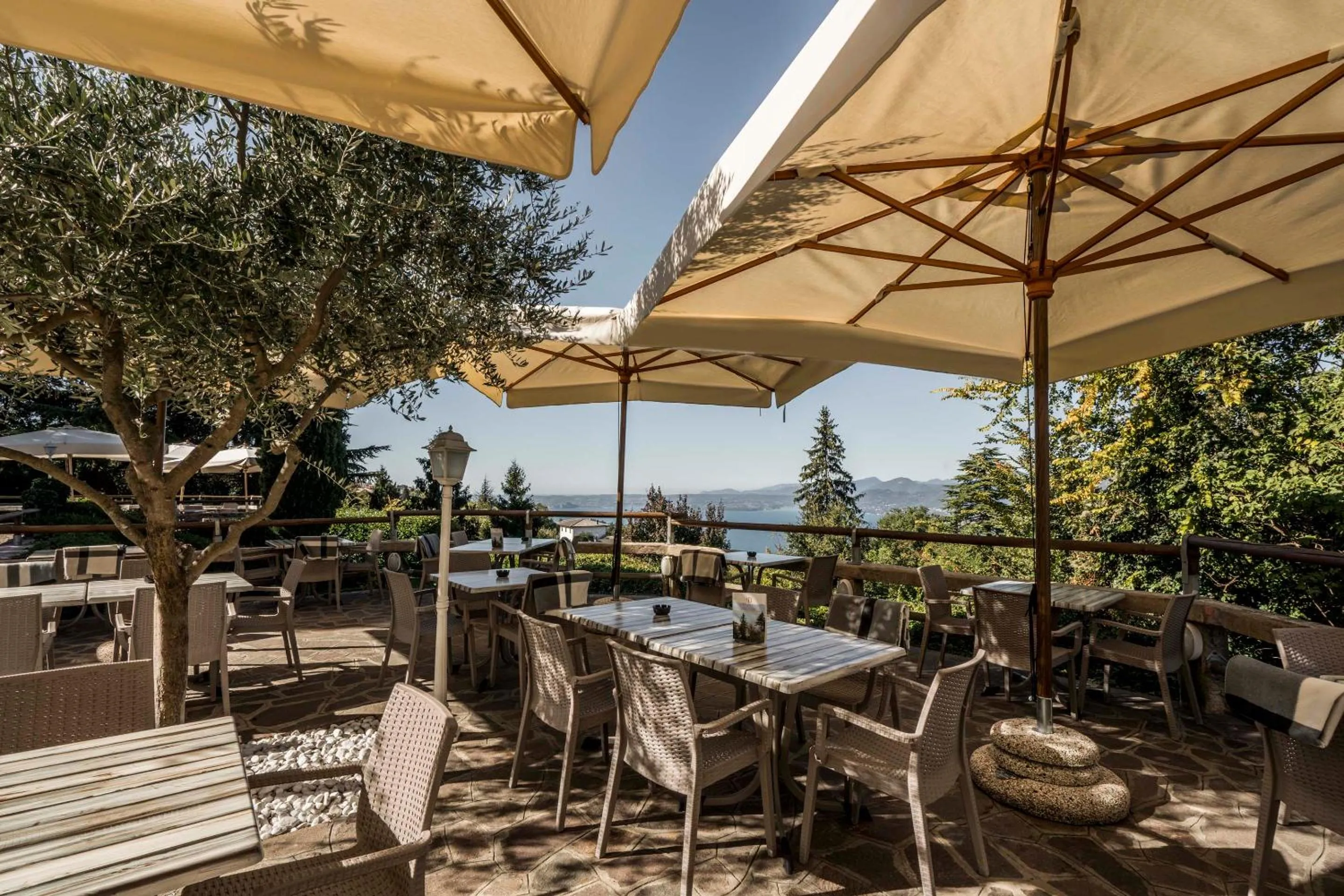 Patio in Hotel Bellavista