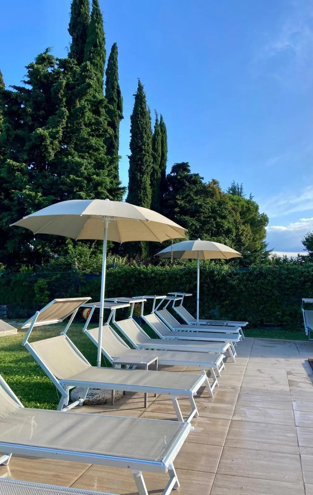 sunbed in Hotel Bellavista