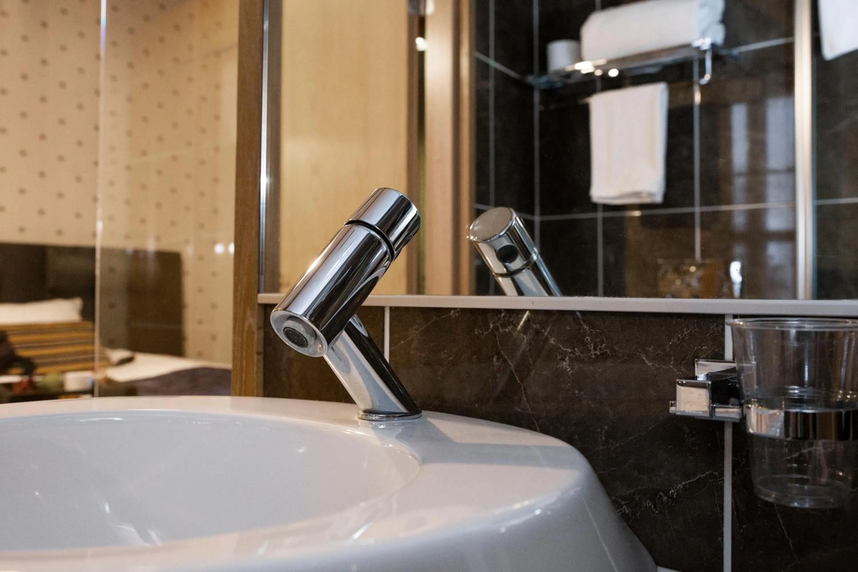 Bathroom in Hotel Epoque & Apartments