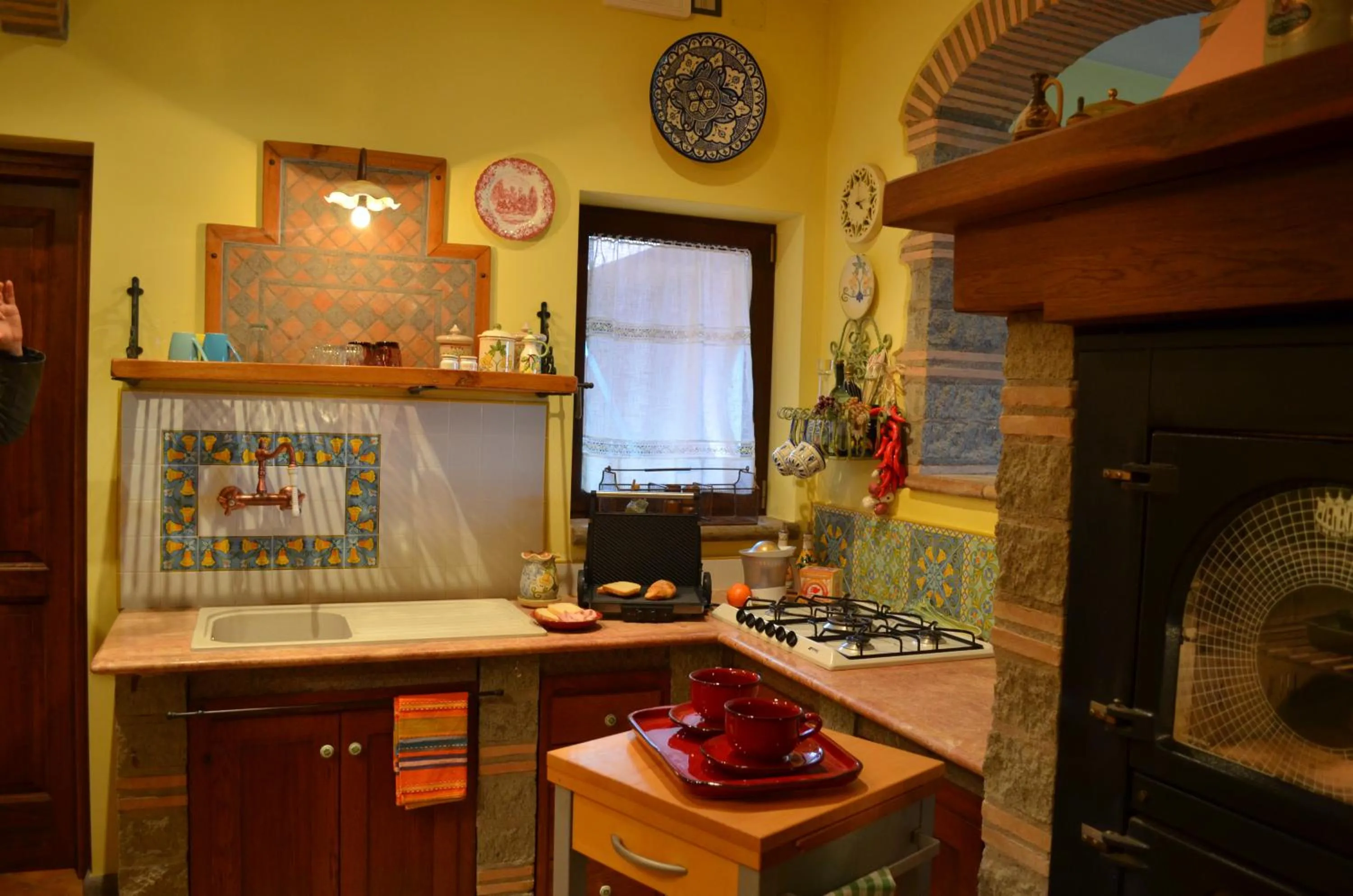 Kitchen or kitchenette in Bed and Breakfast Bike