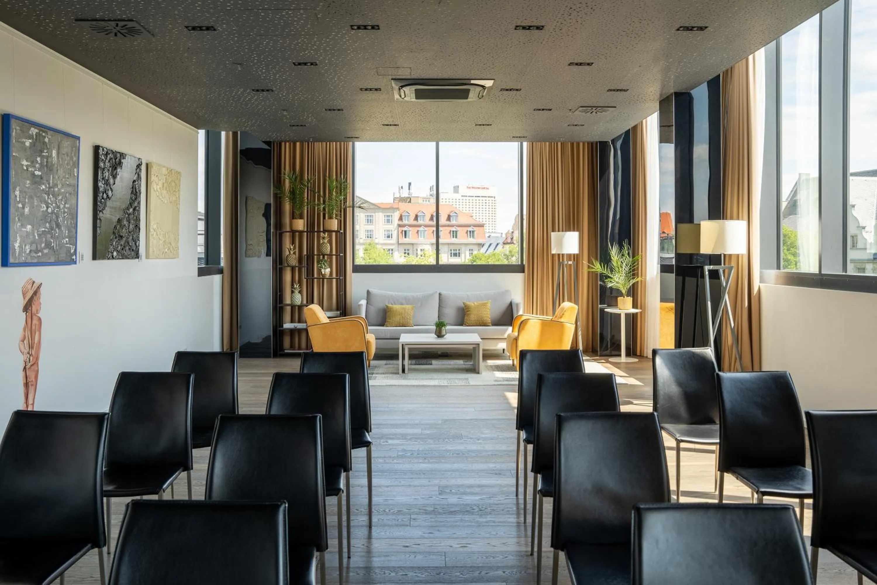 Meeting/conference room in INNSiDE by Meliá Leipzig