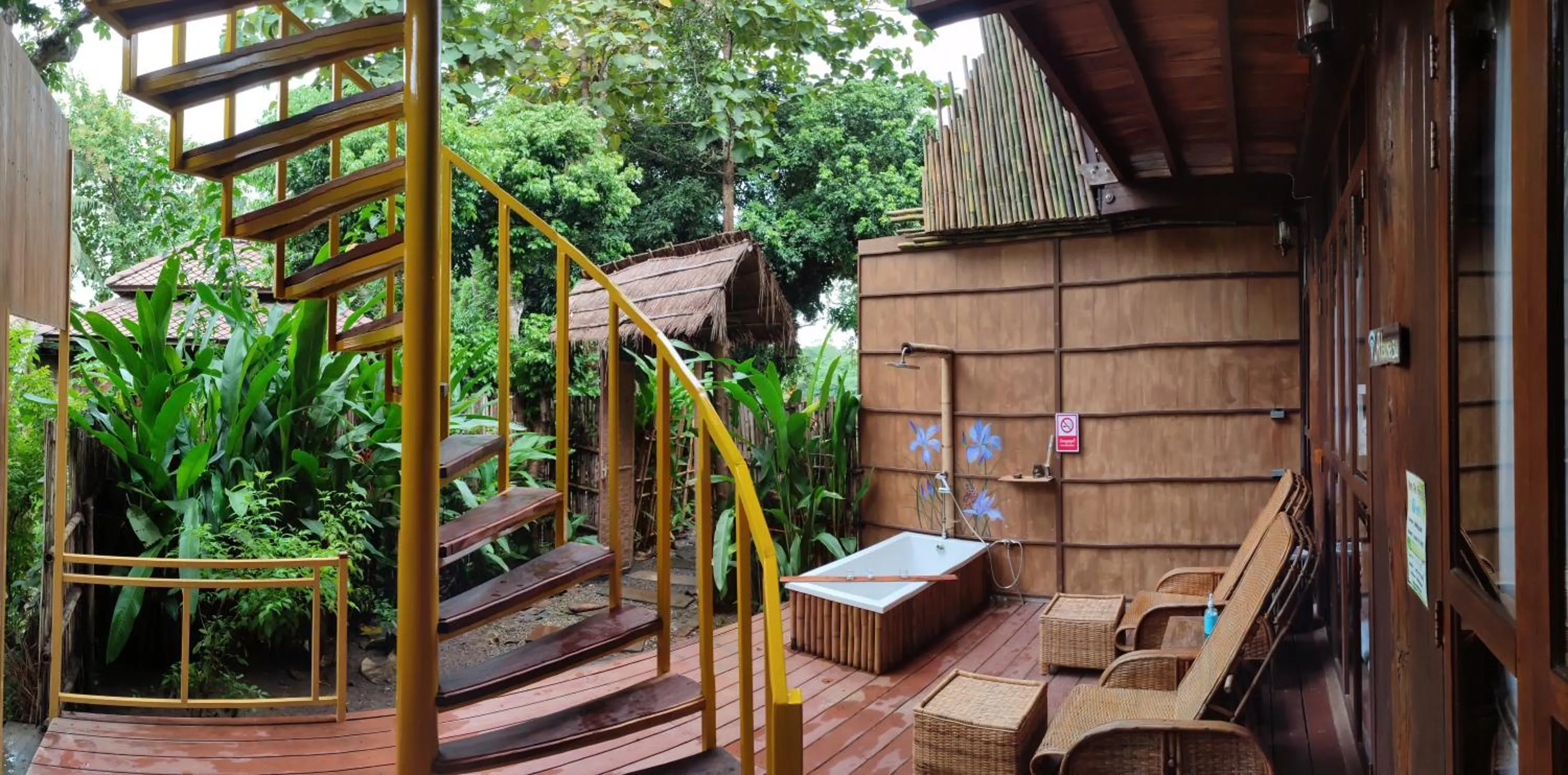 Patio in Nan De Panna Resort and Spa