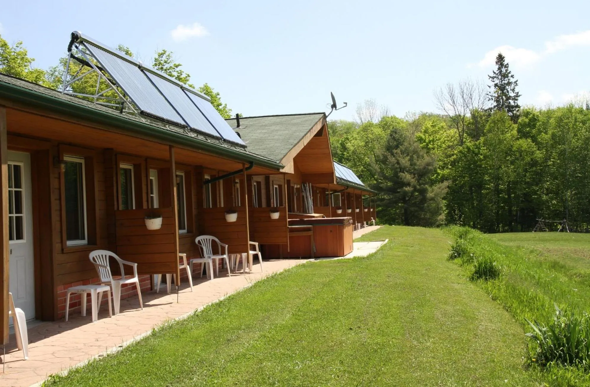 Quiet Bay Inn & Café