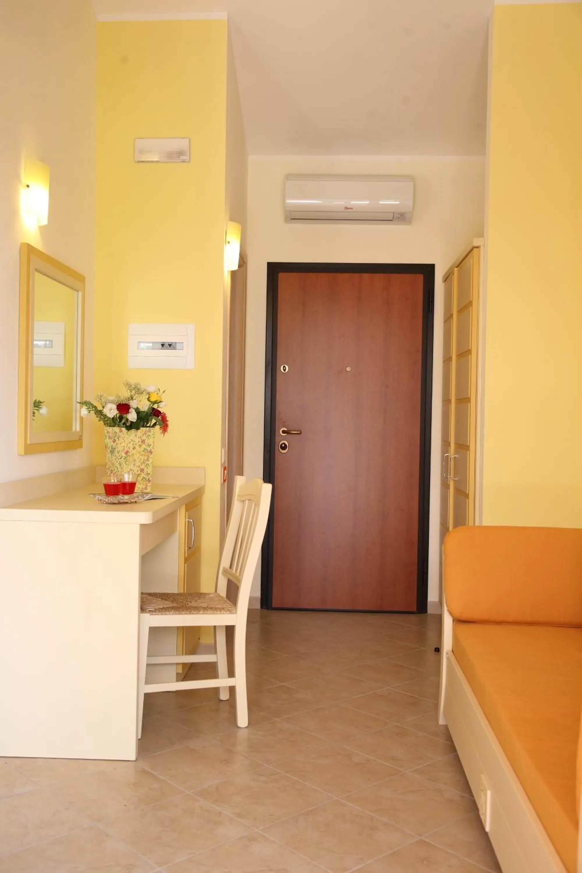 Living room in Hotel Baia Di Trainiti