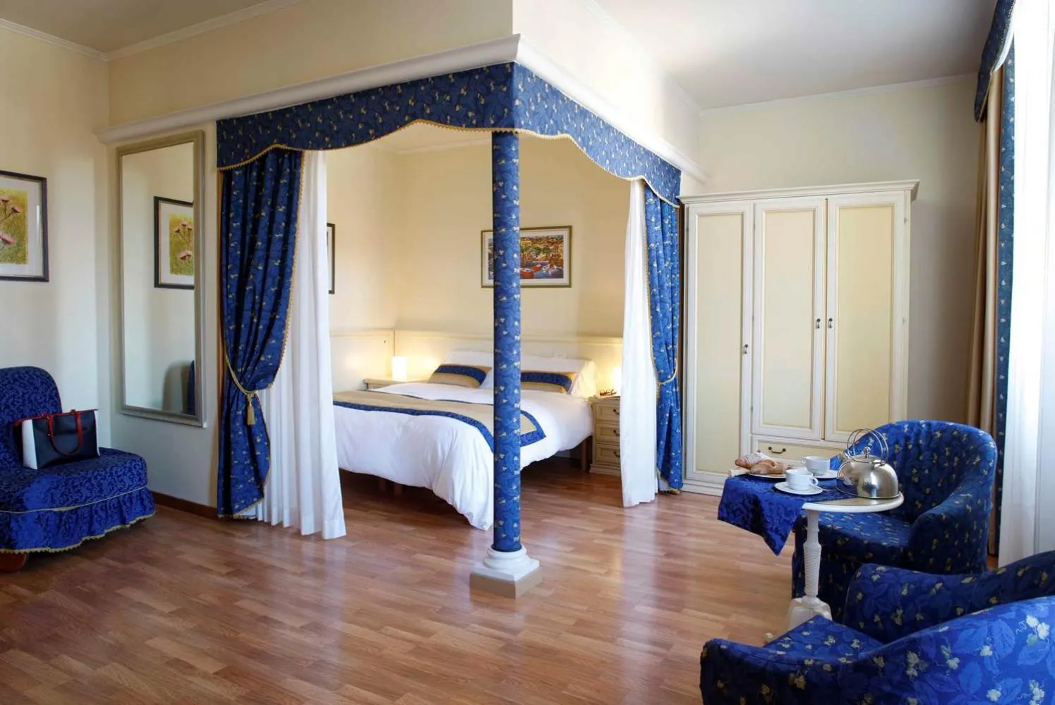 Bed in Residence Liberty