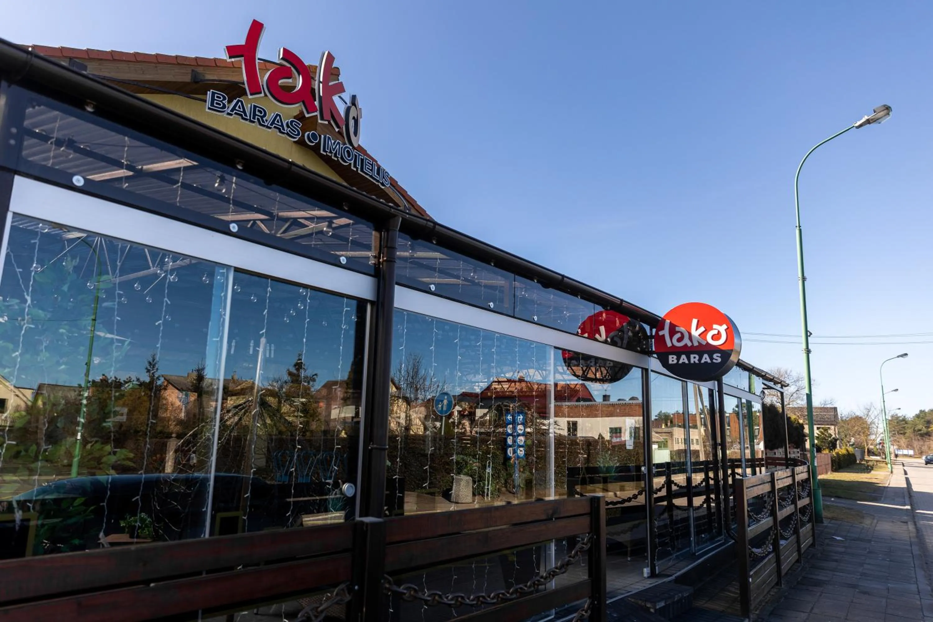 Restaurant/places to eat in Tako Baras