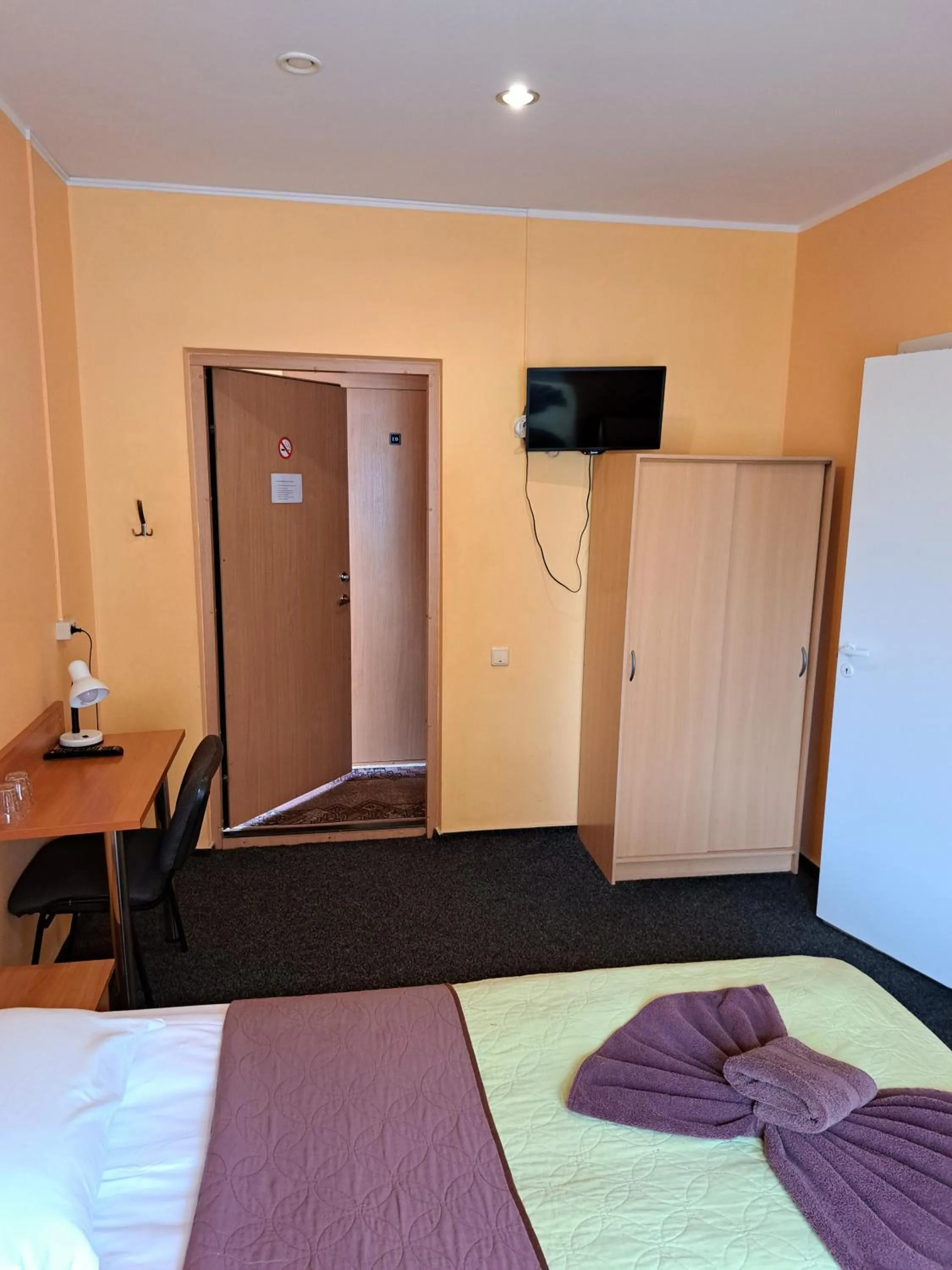 Bed in Jeruzale Hotel