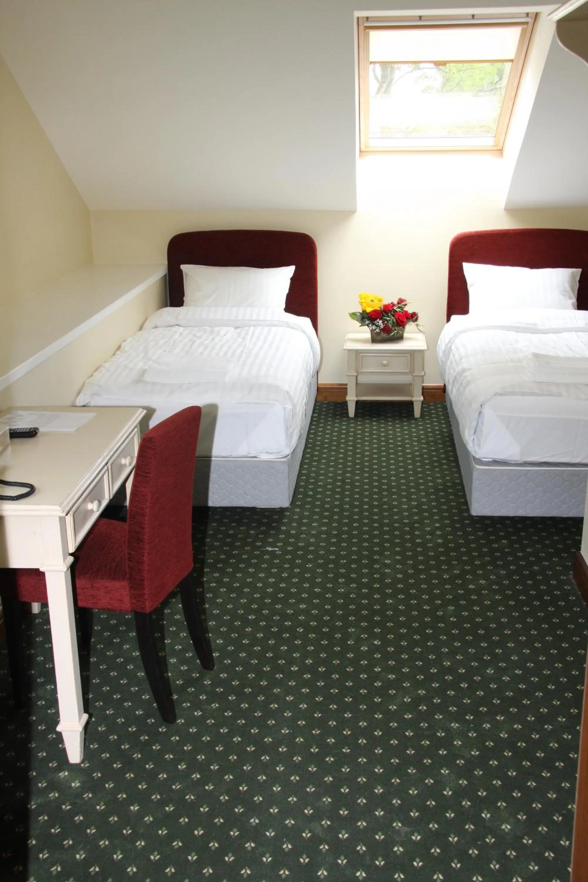 Bed in Bistrampolis Manor