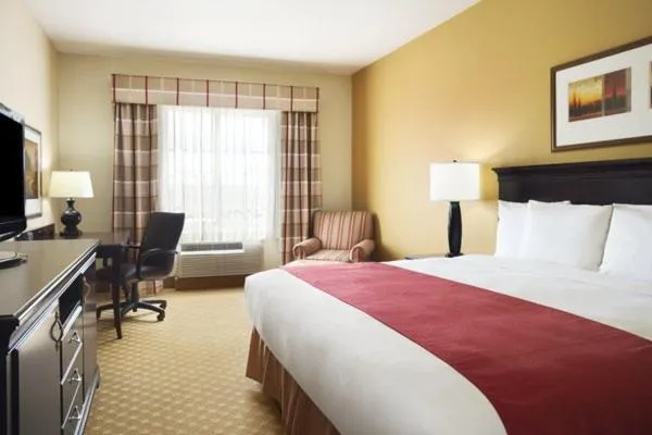Photo of the whole room, Bed in Country Inn & Suites by Radisson, Conway, AR