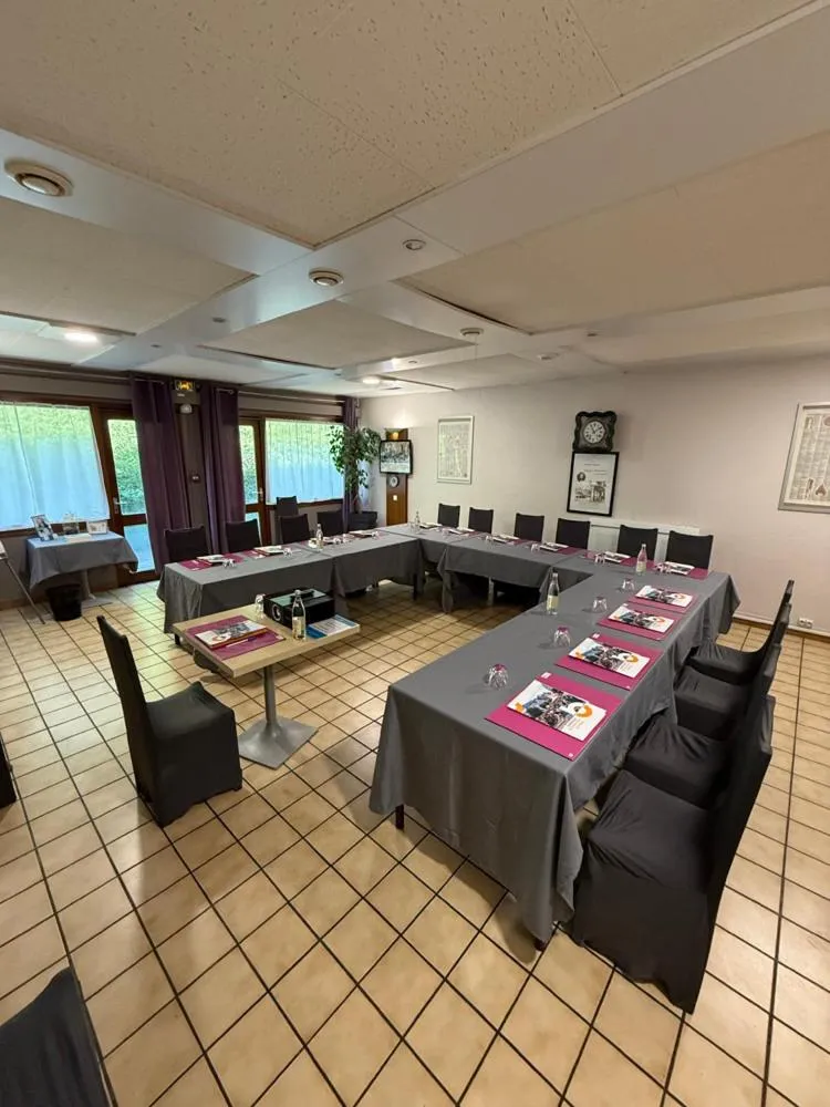 Meeting/conference room in Brit Hotel Besancon l'Horloge