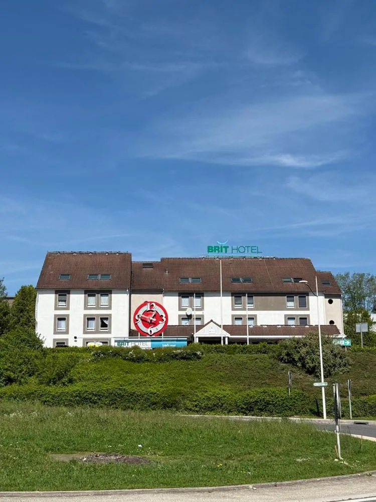 Facade/entrance in Brit Hotel Besancon l'Horloge